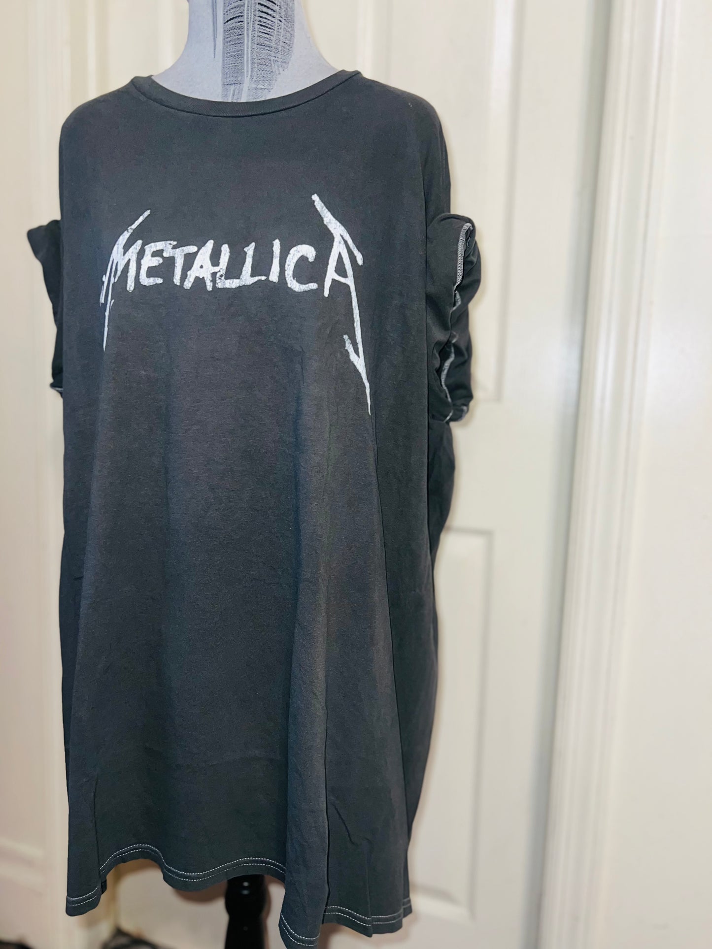 Metallica Double Sided Oversized Distressed Tee