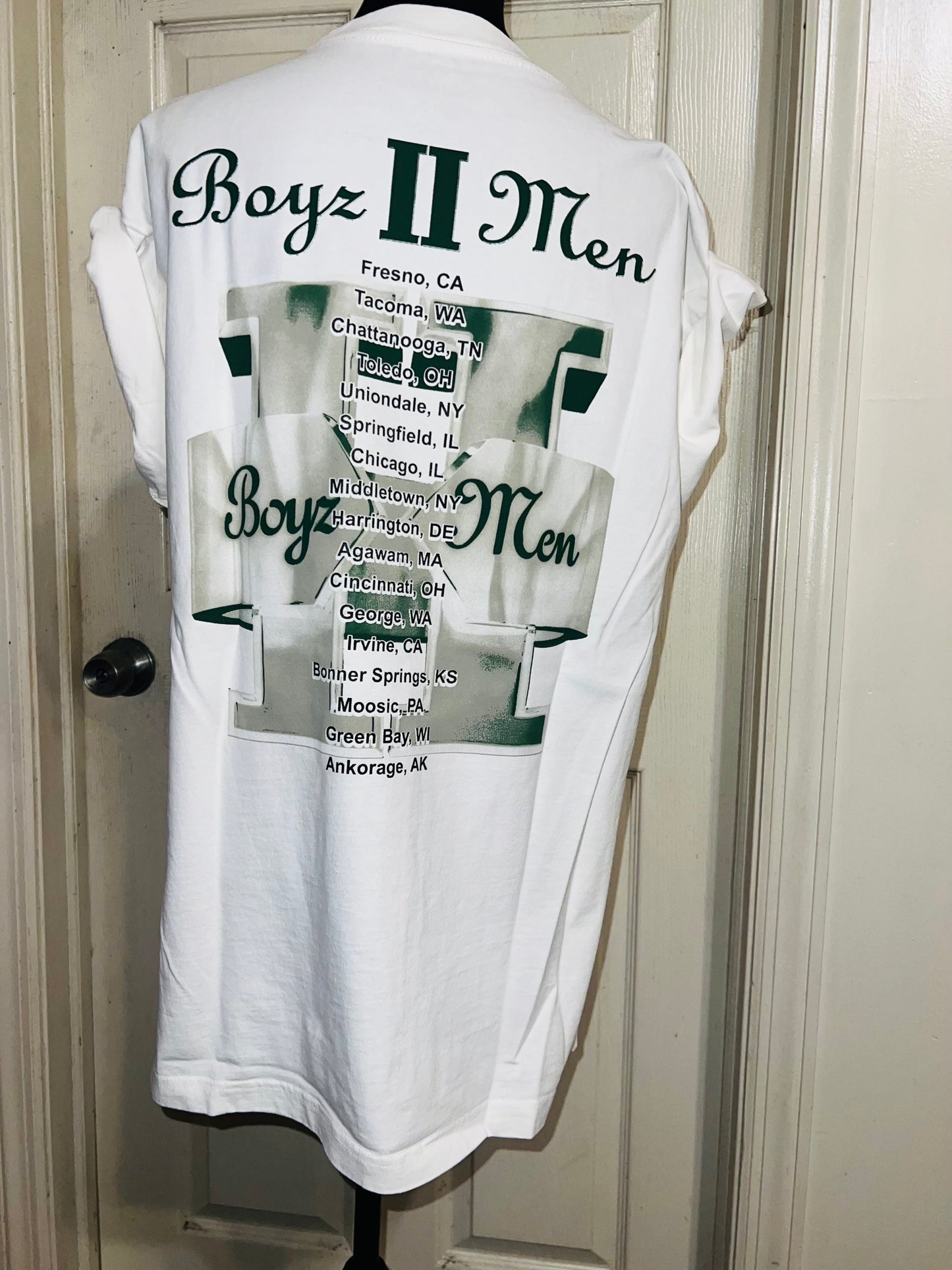 Boyz II Men Double Sided Oversized Distressed Tee