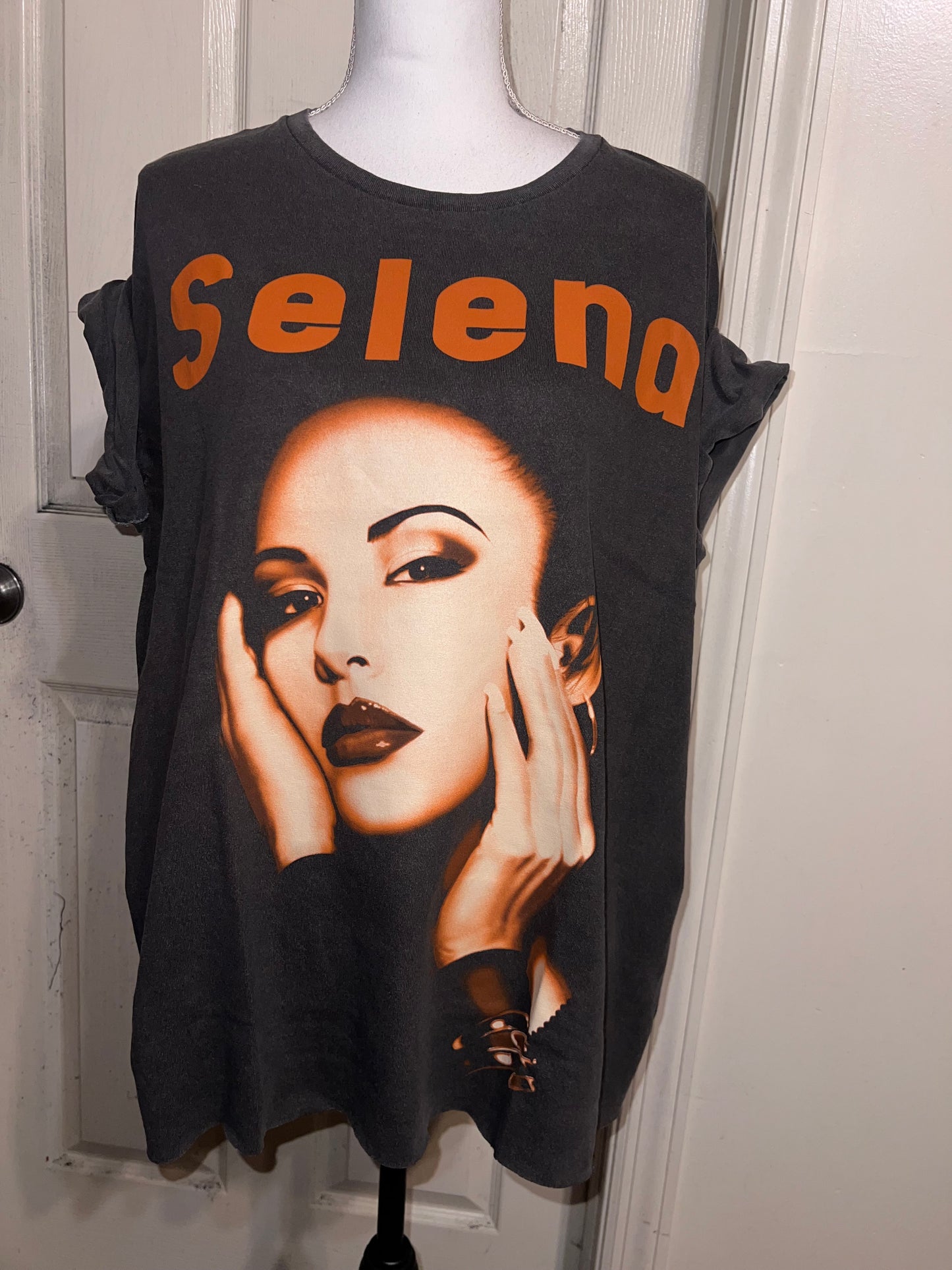 Selena Oversized Distressed Tee