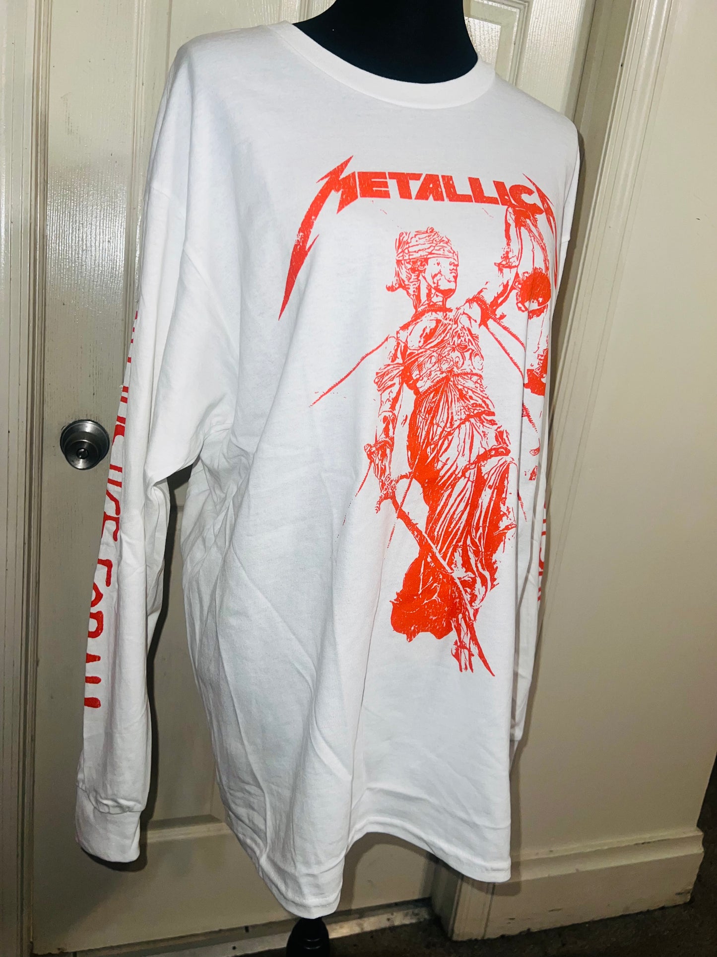 Metallica Oversized Distressed Long Sleeve Tee