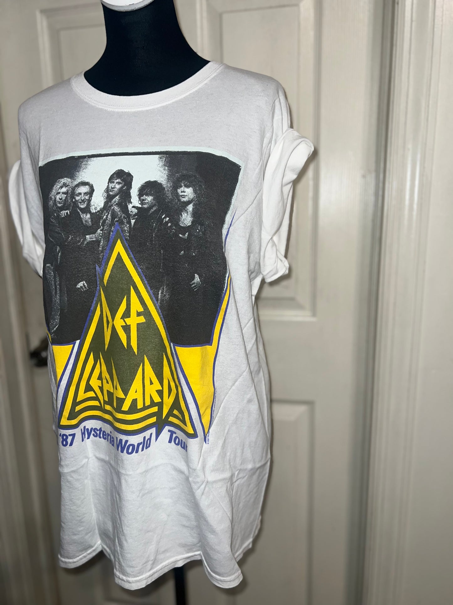 Def Leppard Oversized Distressed Tee