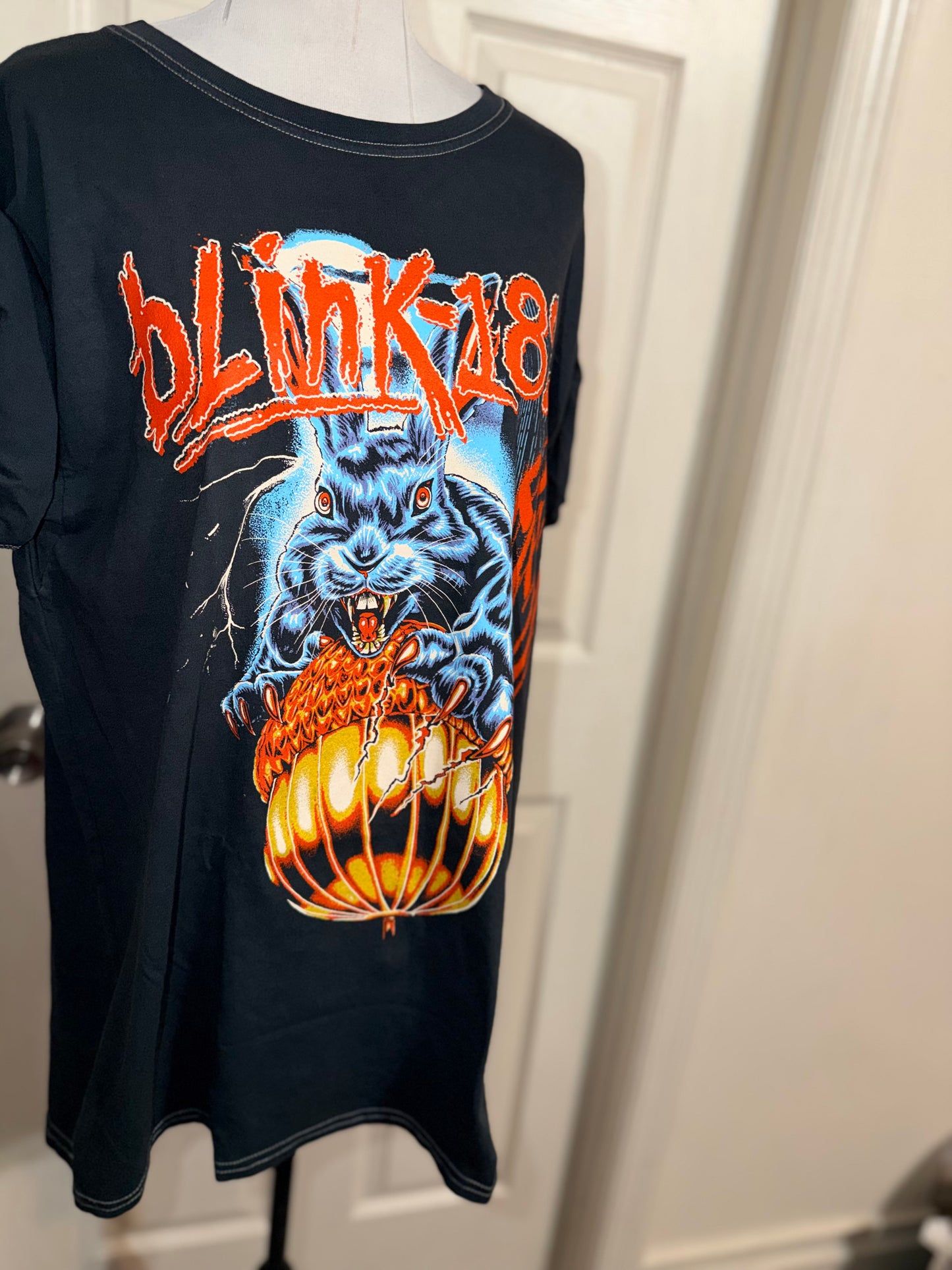 Blink-182 Oversized Distressed Tee
