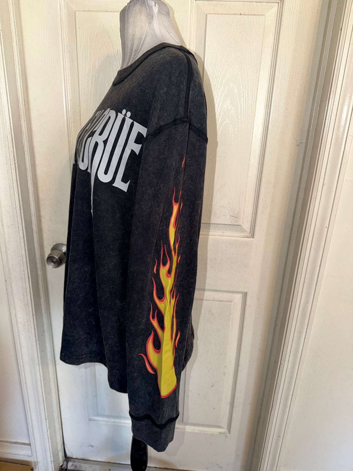 Motley Crue Oversized Long Sleeve Tee