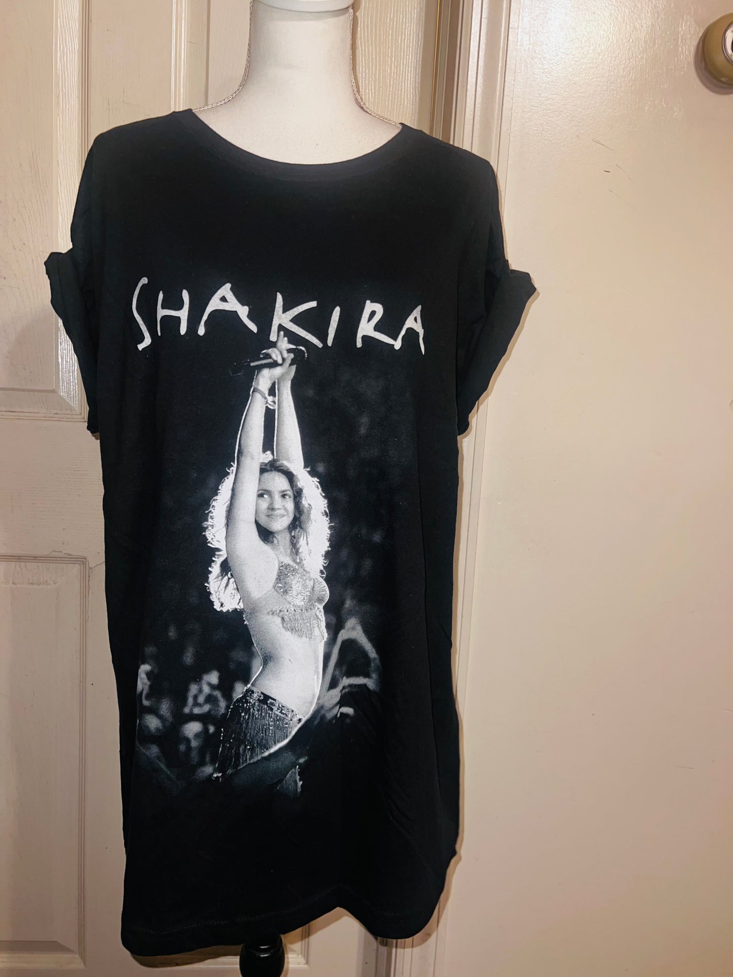 Shakira Oversized Distressed Tee