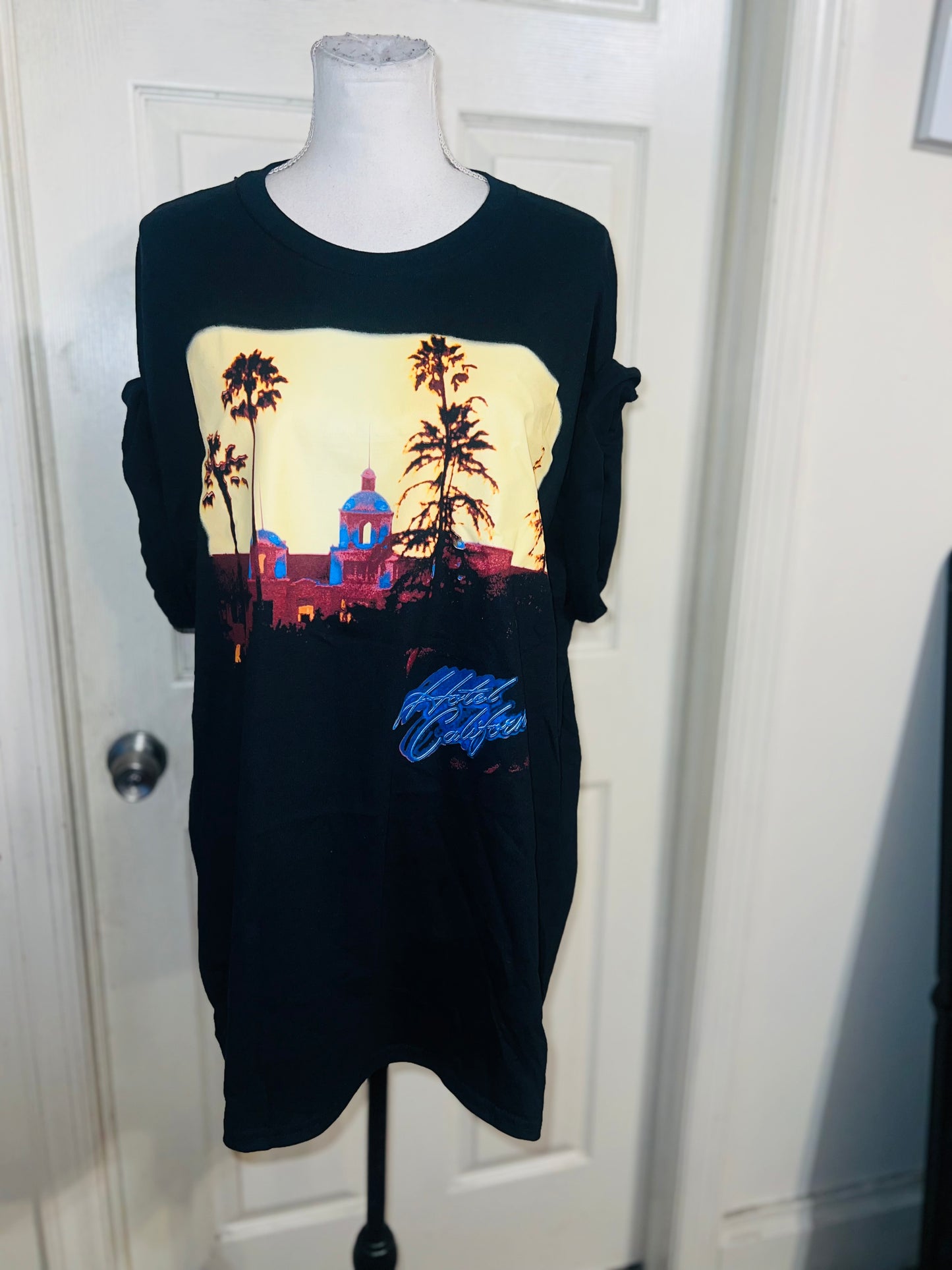 The Eagles Oversized Distressed Tee