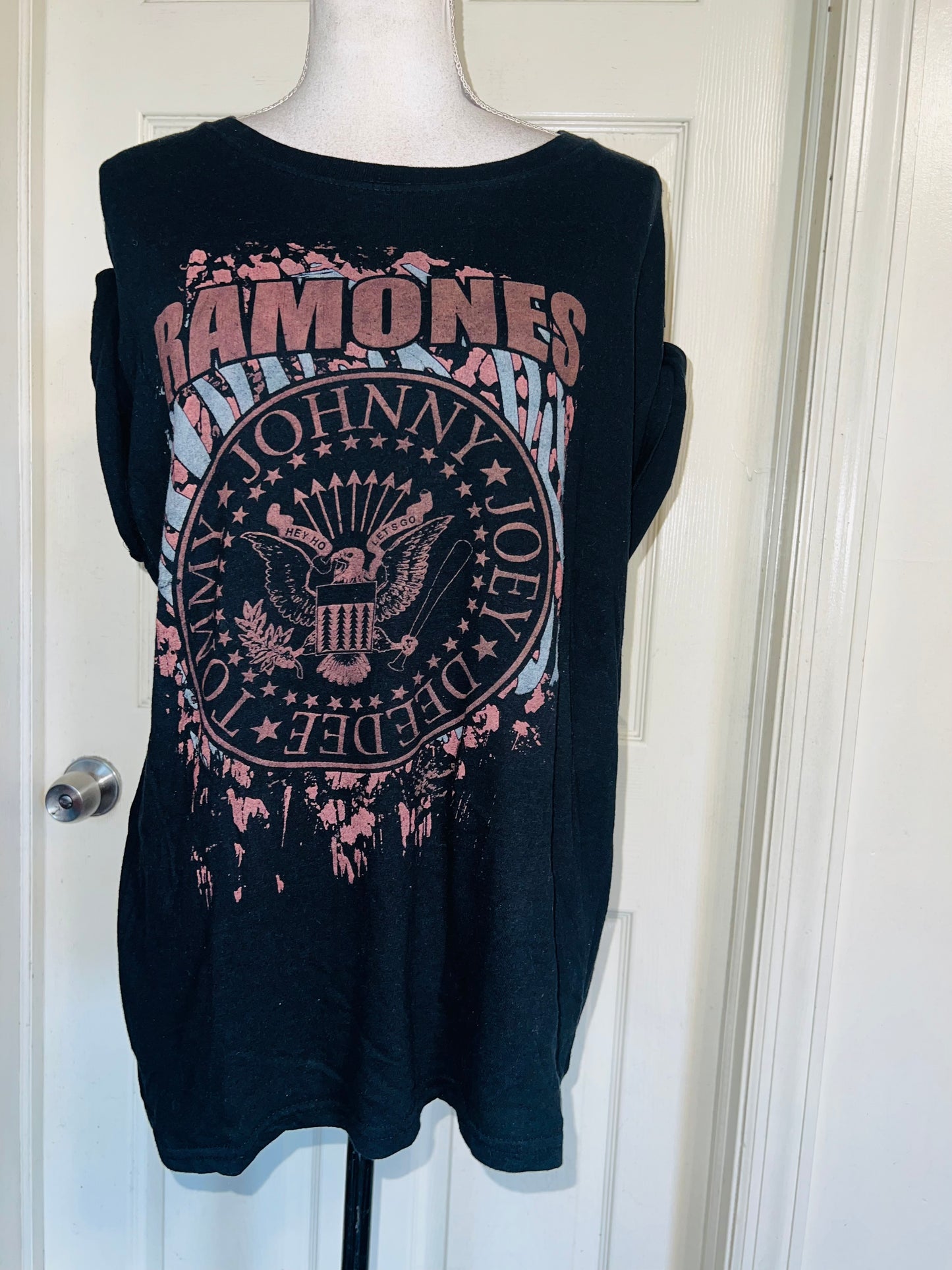 Ramones Oversized Distressed Tee