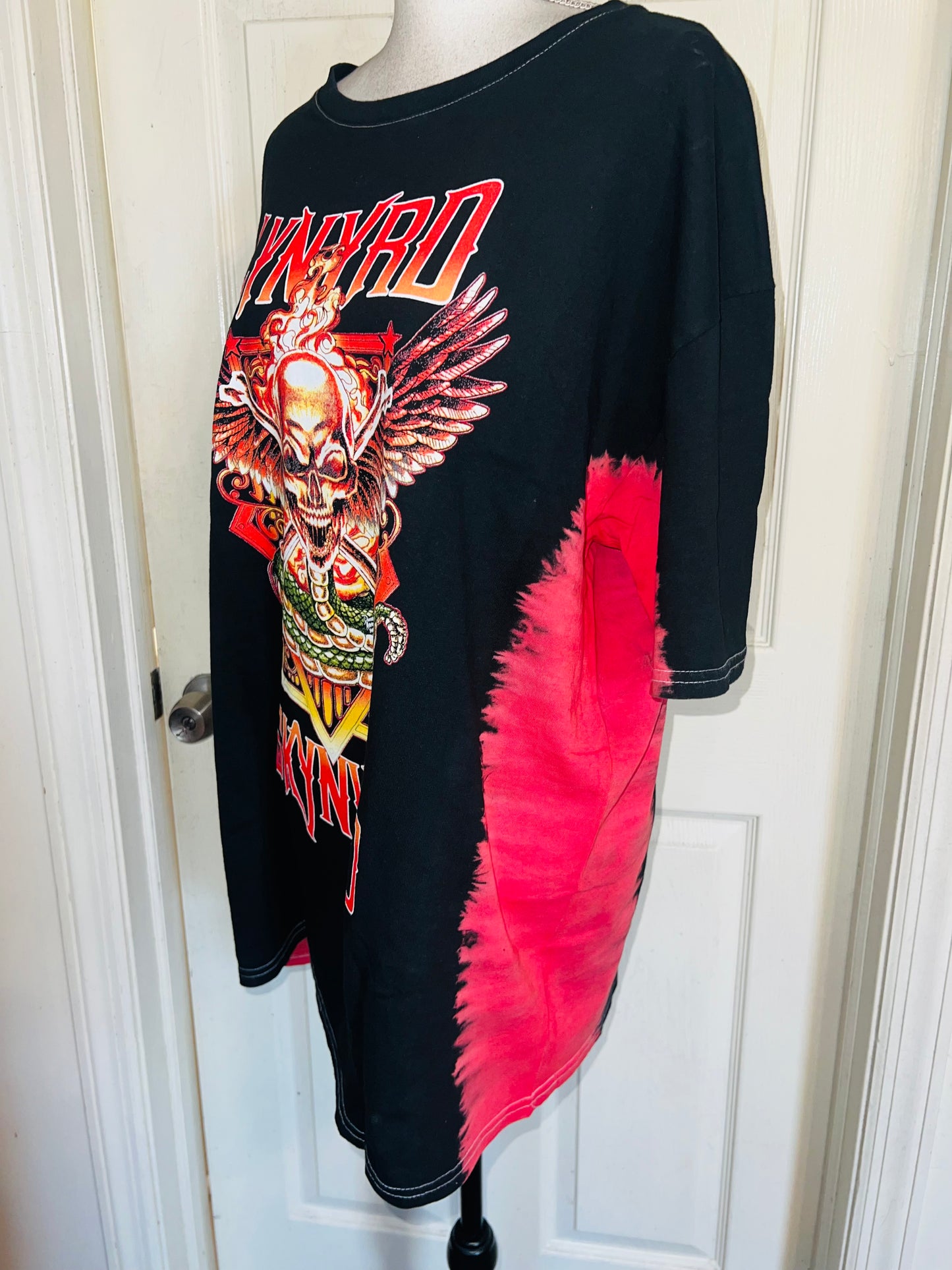 Lynyrd Skynyrd Oversized Distressed Tee