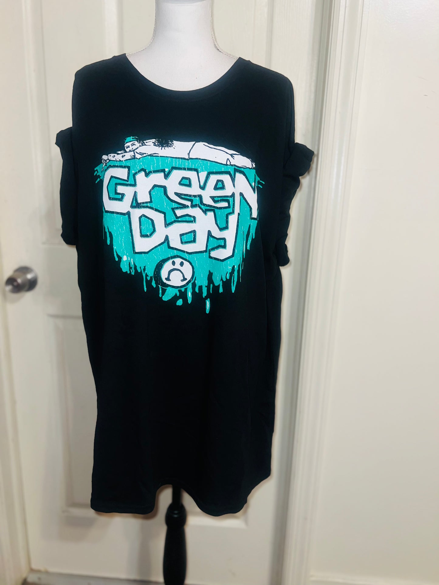 Green Day Oversized Distressed Tee