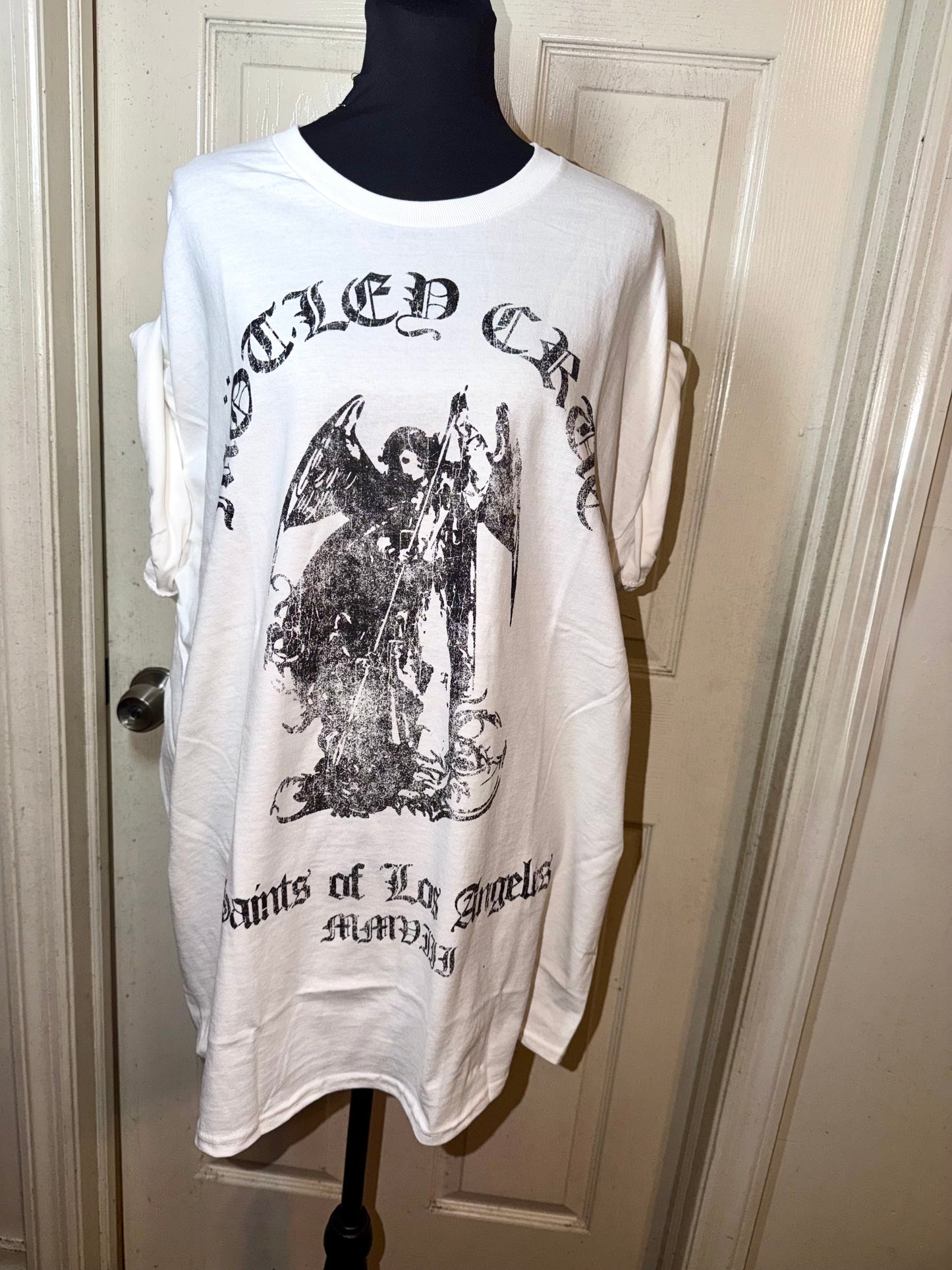 Motley Crue Oversized Distressed Tee