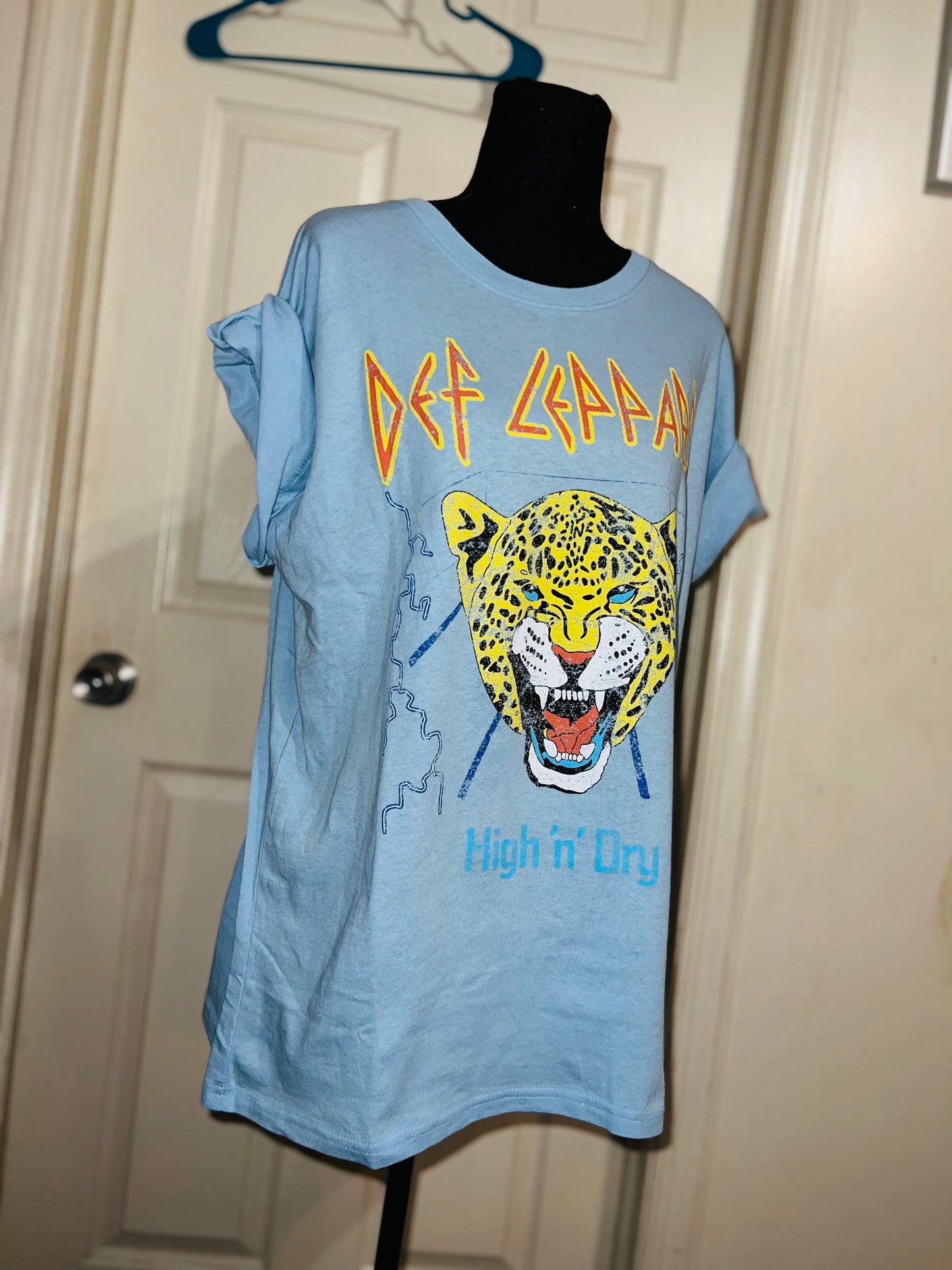 Def Leppard Oversized Distressed Tee