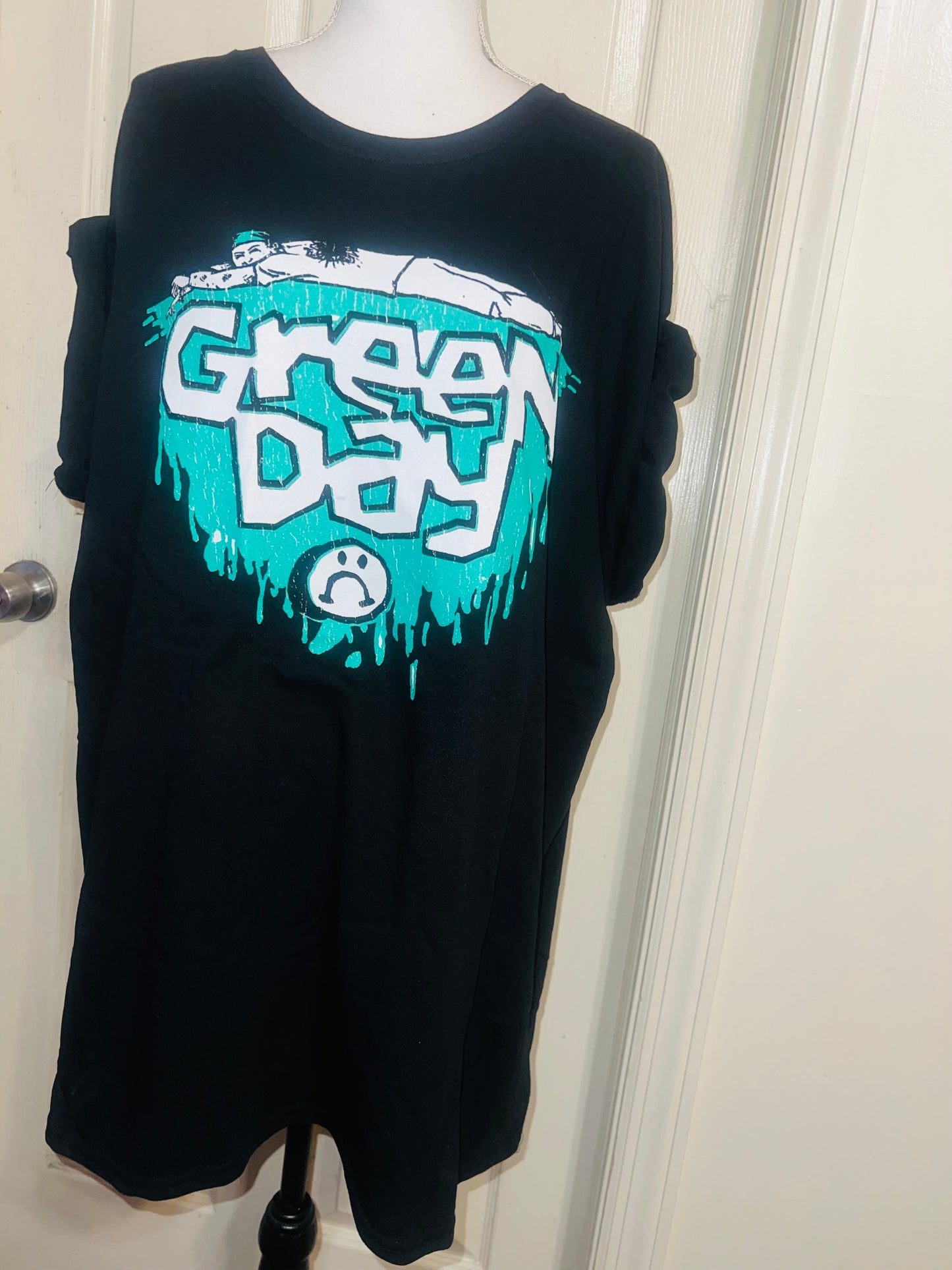 Green Day Oversized Distressed Tee