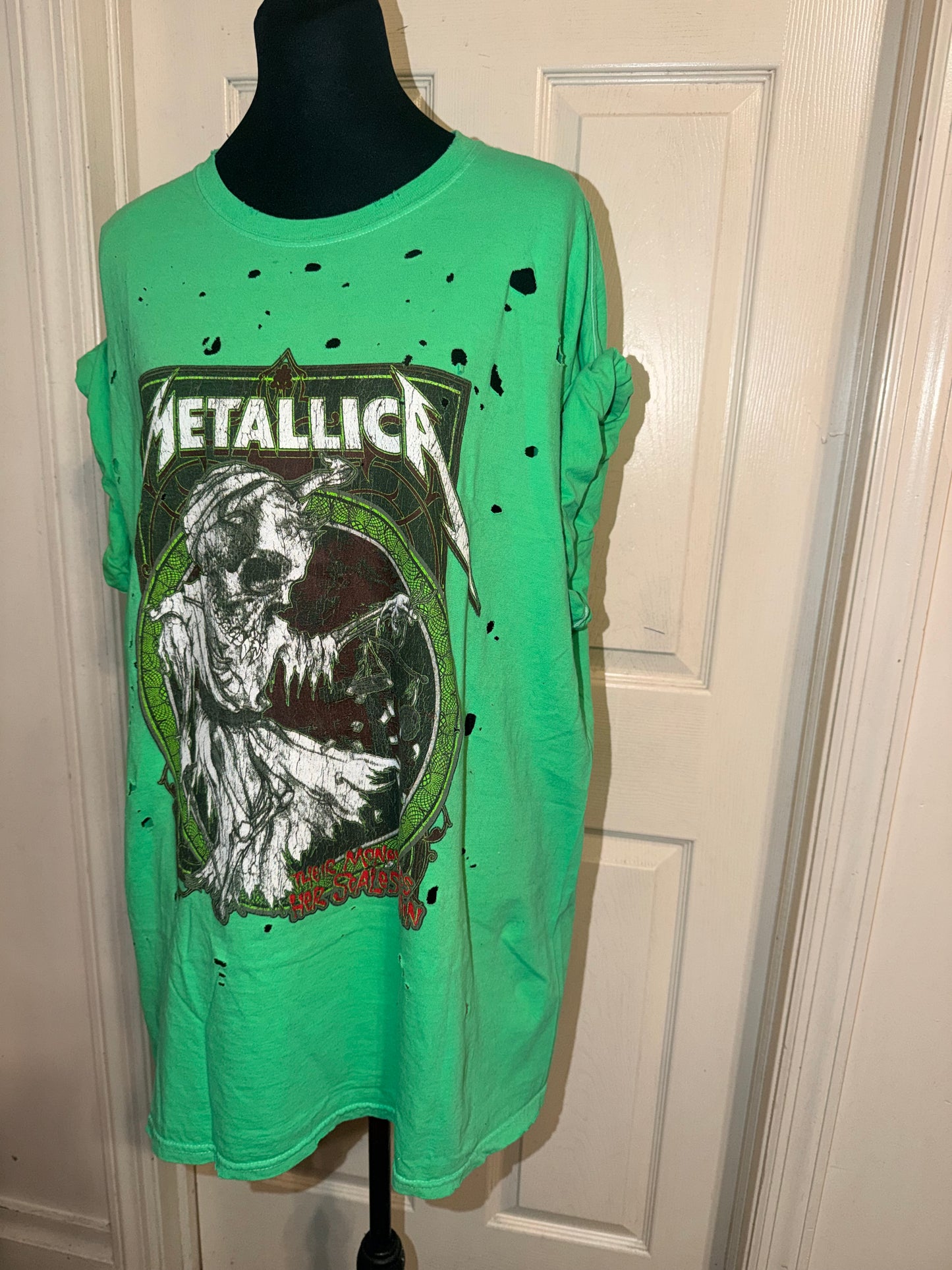 Metallica Oversized Distressed Tee