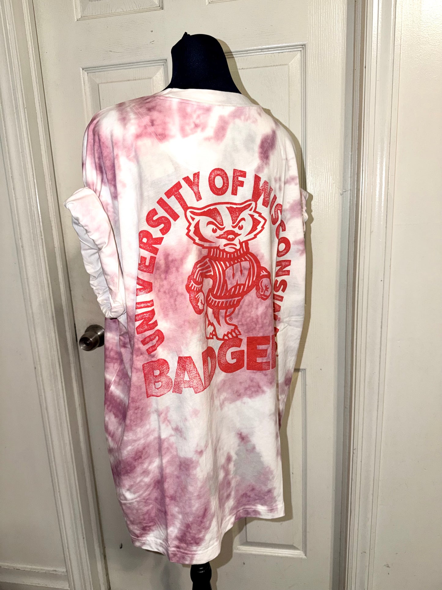 Wisconsin Badgers Oversized Double Sided Tee