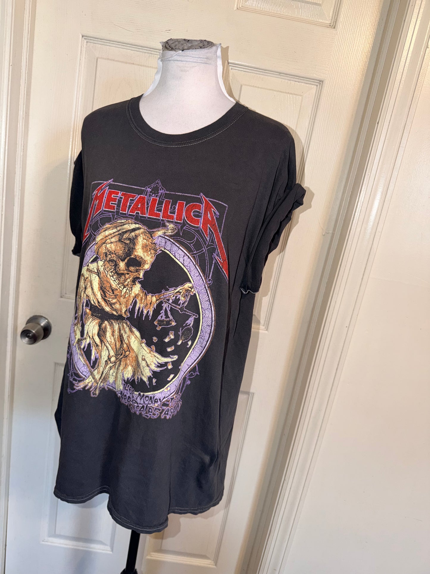 Metallica Oversized Distressed Tee