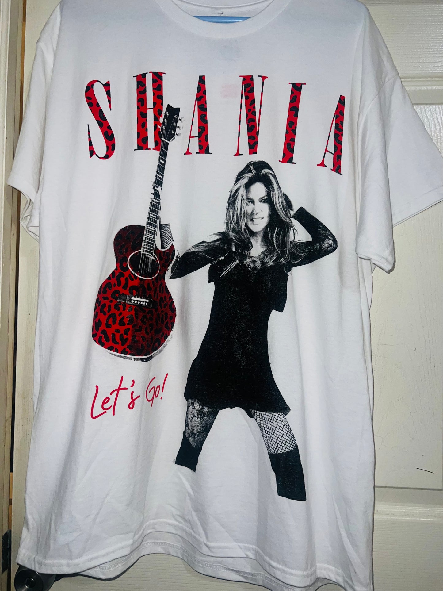 Shania Twain Oversized Distressed Tee