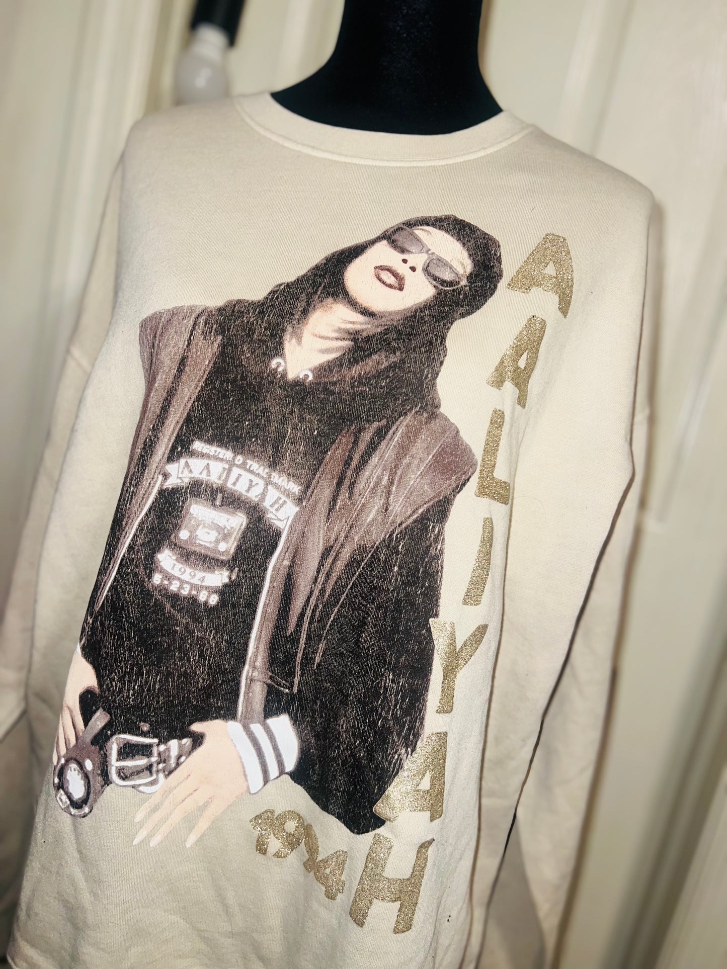 Aaliyah Oversized Distressed Sweatshirt