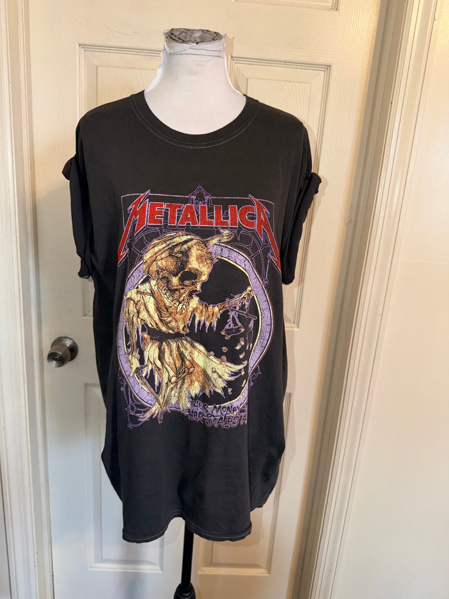 Metallica Oversized Distressed Tee