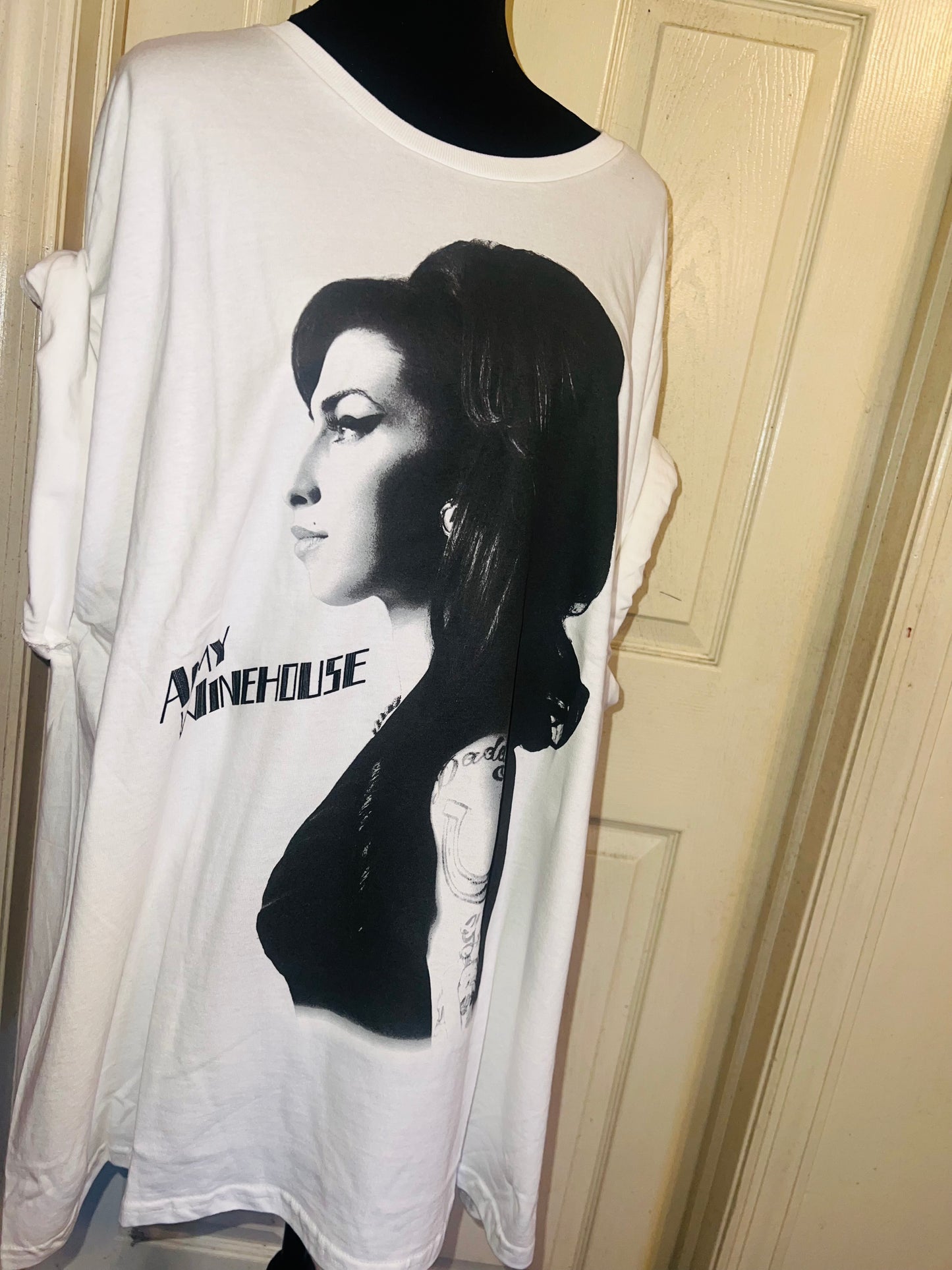 Amy Winehouse Oversized Distressed Tee
