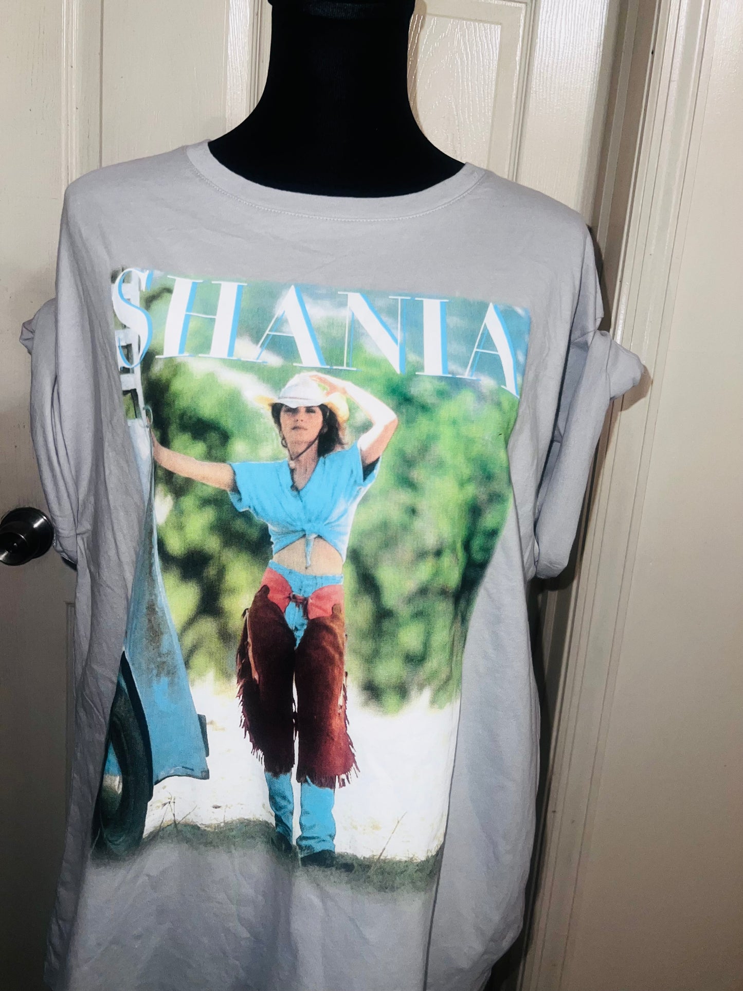 Shania Twain Oversized Distressed Tee