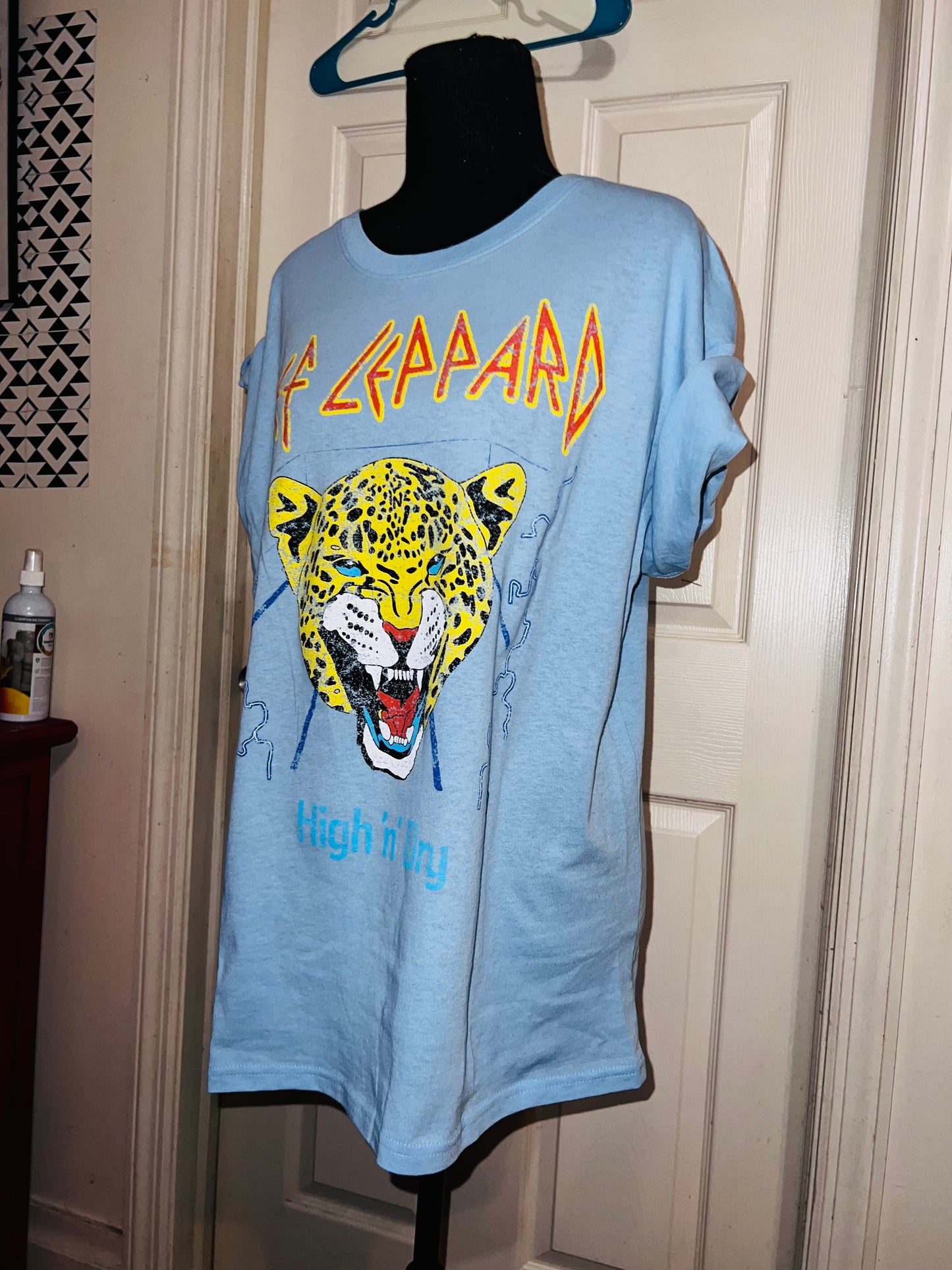 Def Leppard Oversized Distressed Tee