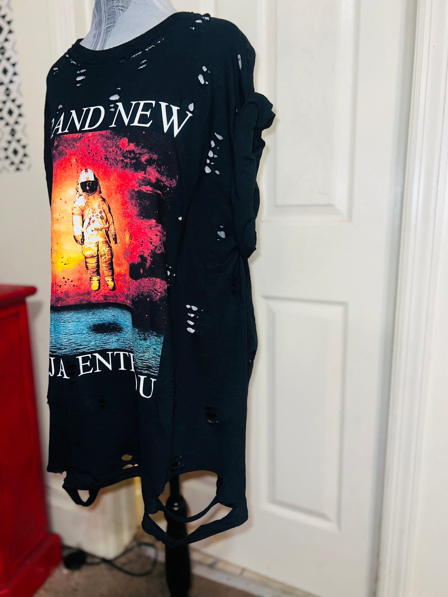 Brand New Deja Entendu Oversized Tee