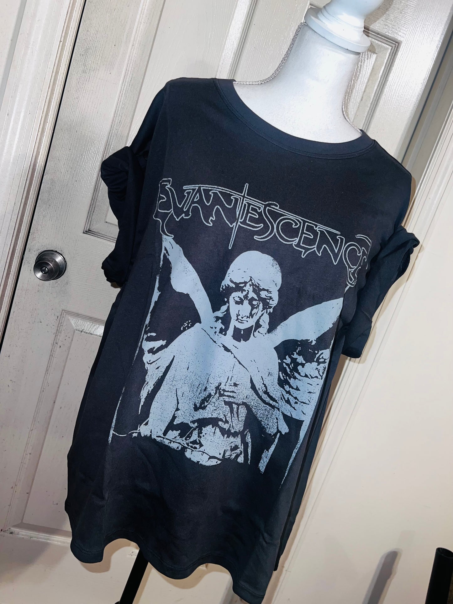 Evanescence Oversized Distressed Tee