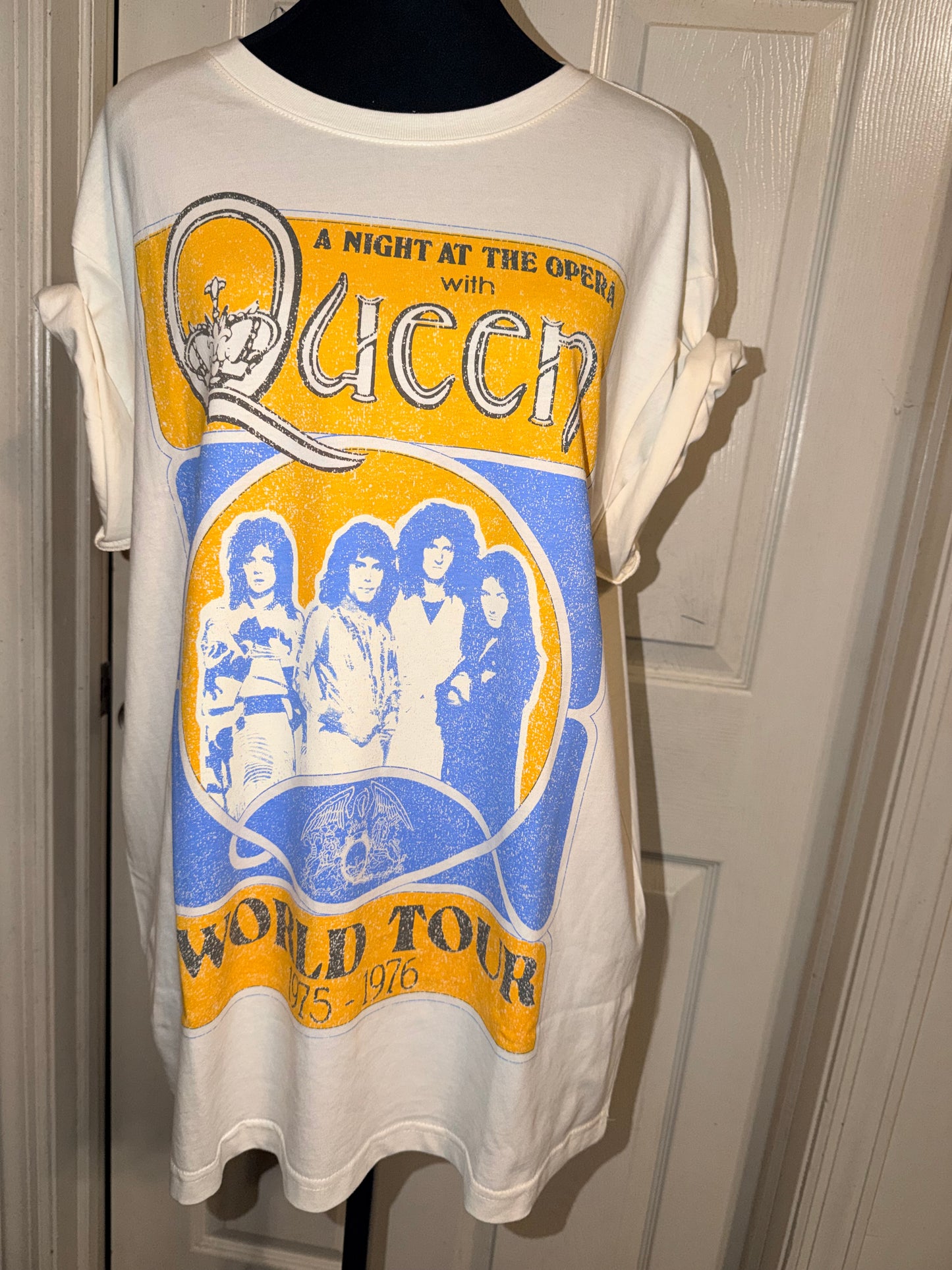 Queen Oversized Distressed Tee