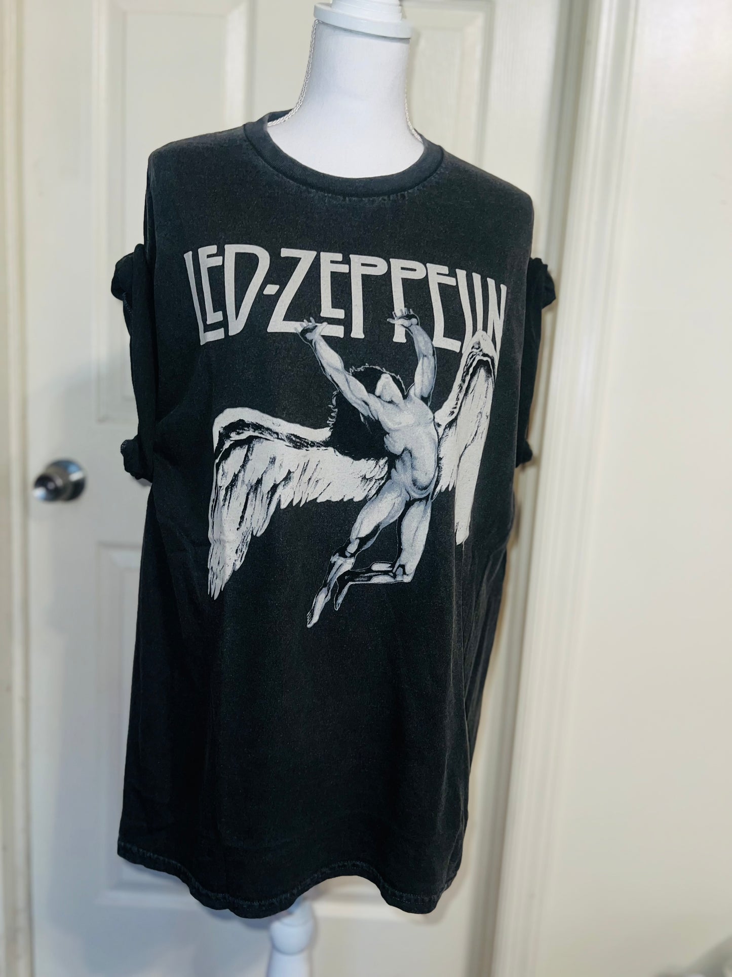 Led Zeppelin Oversized Distressed Tee