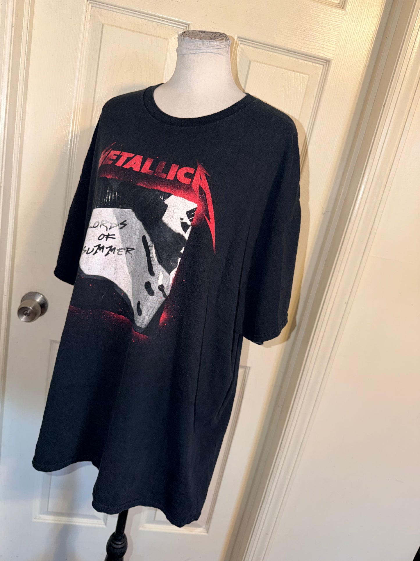 Metallica Oversized Distressed Tee