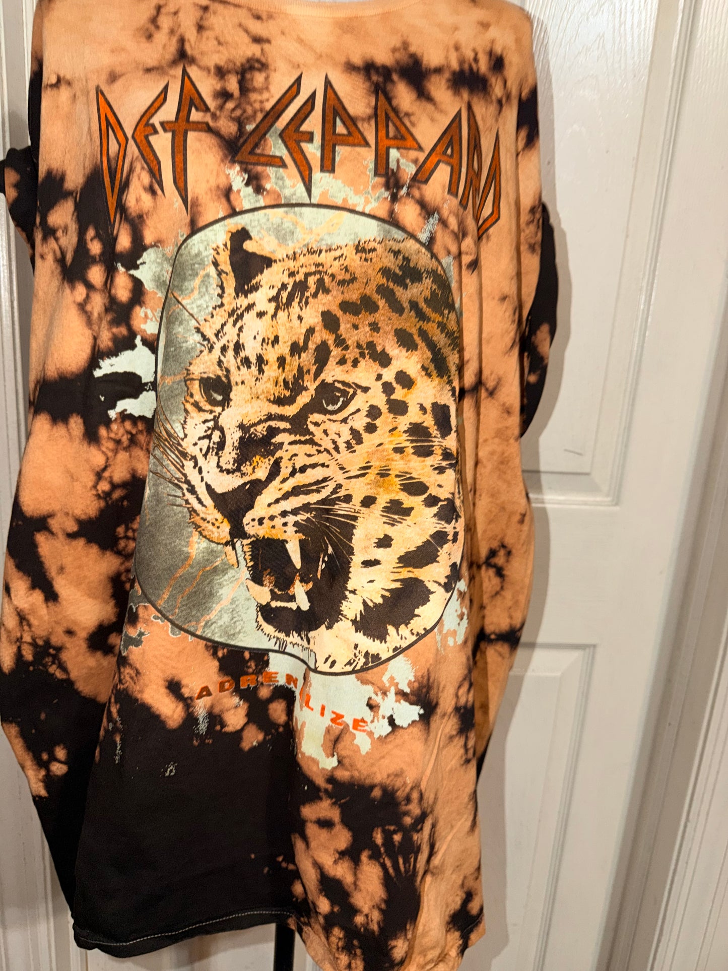 Def Leppard Oversized Distressed Tee