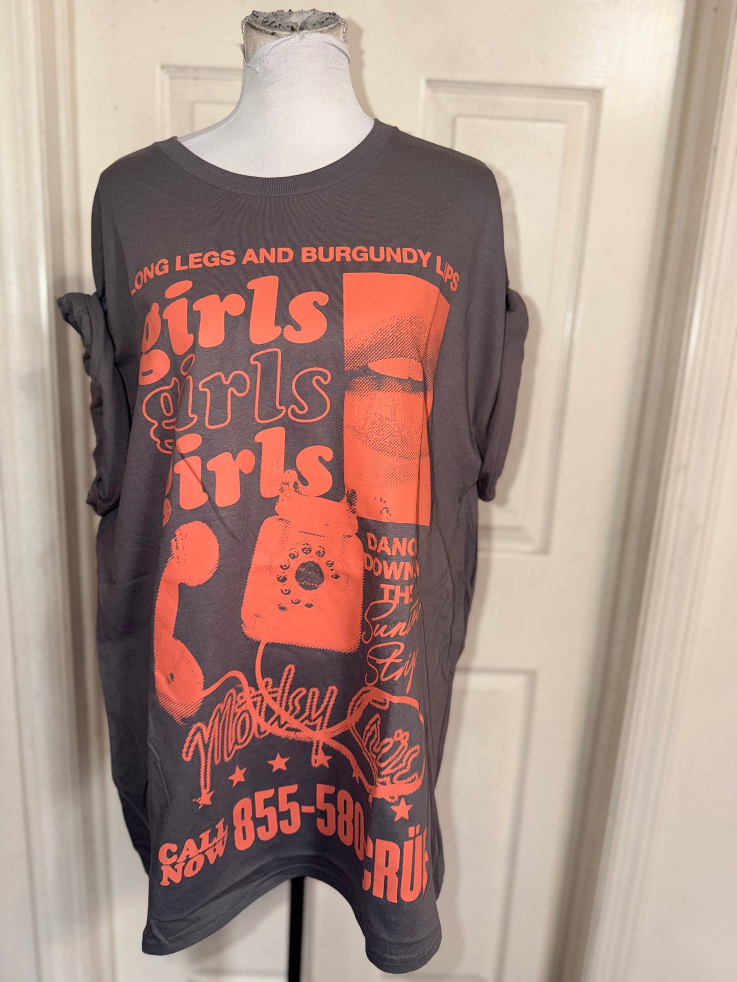 Motley Crue Oversized Distressed Tee