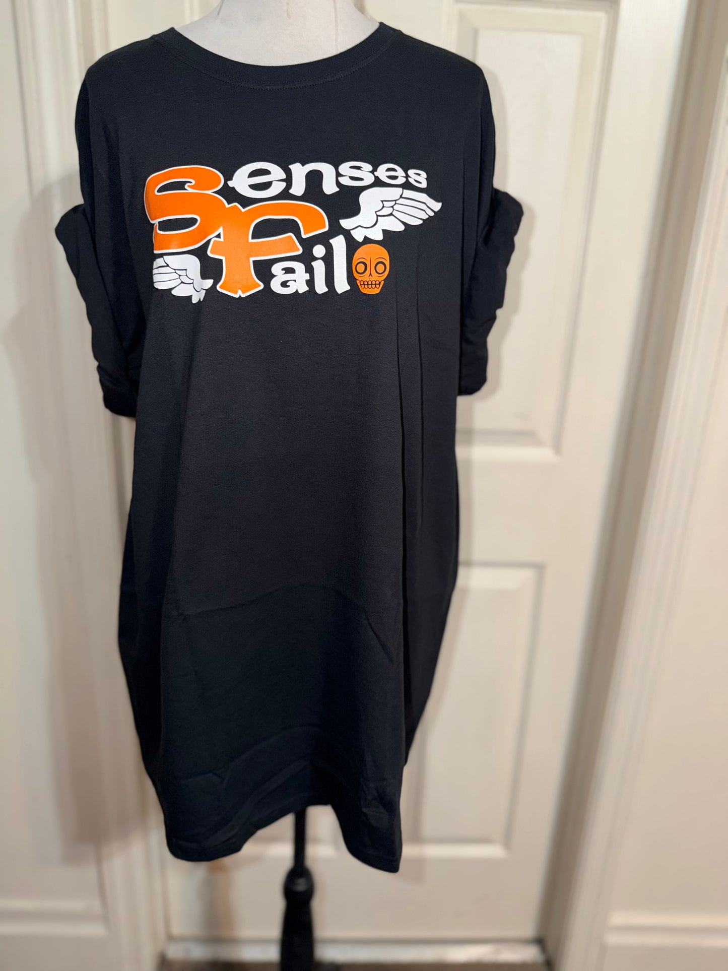 Senses Fail Oversized Distressed Tee