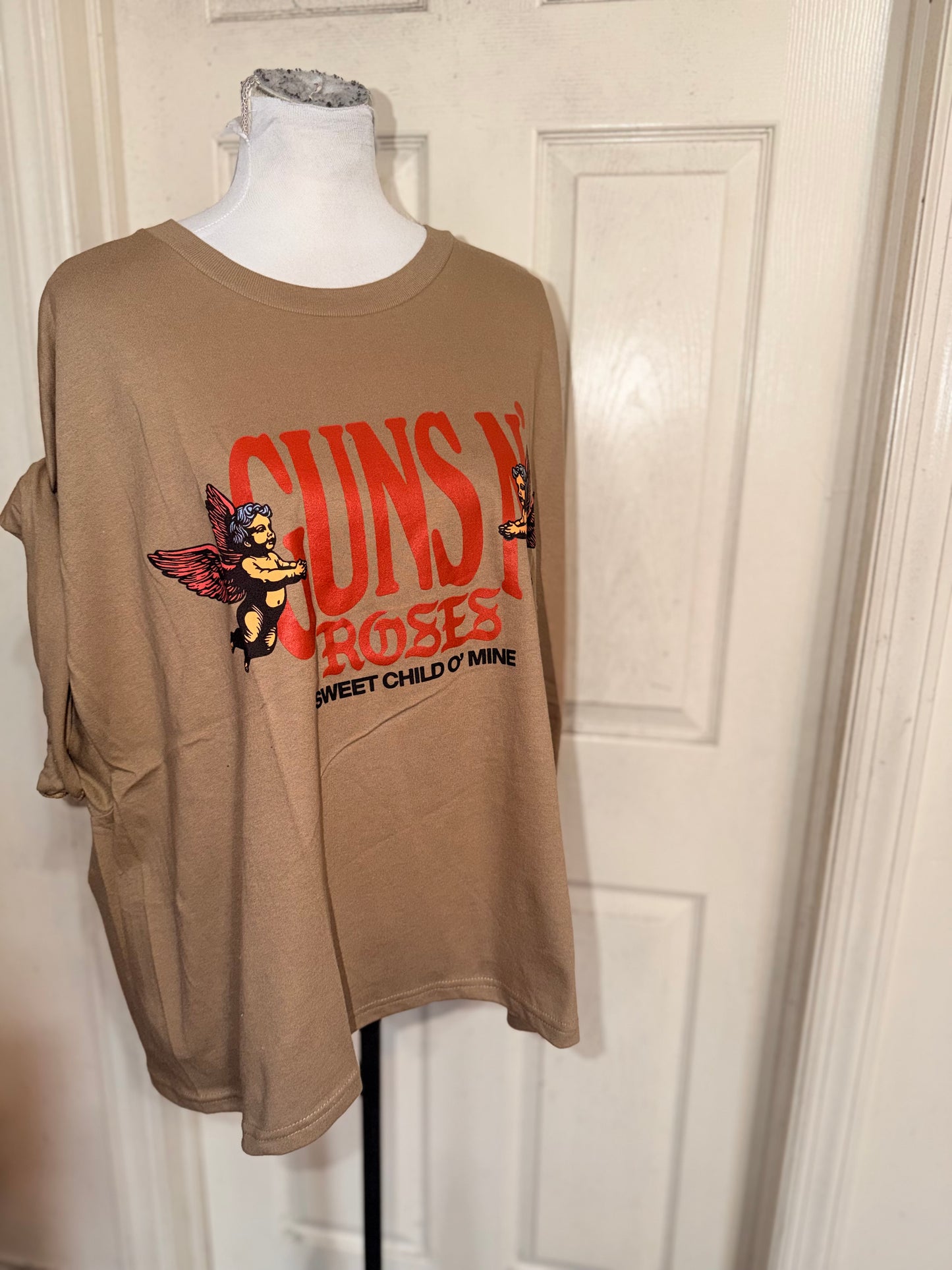 Guns N’ Roses Oversized Distressed Tee