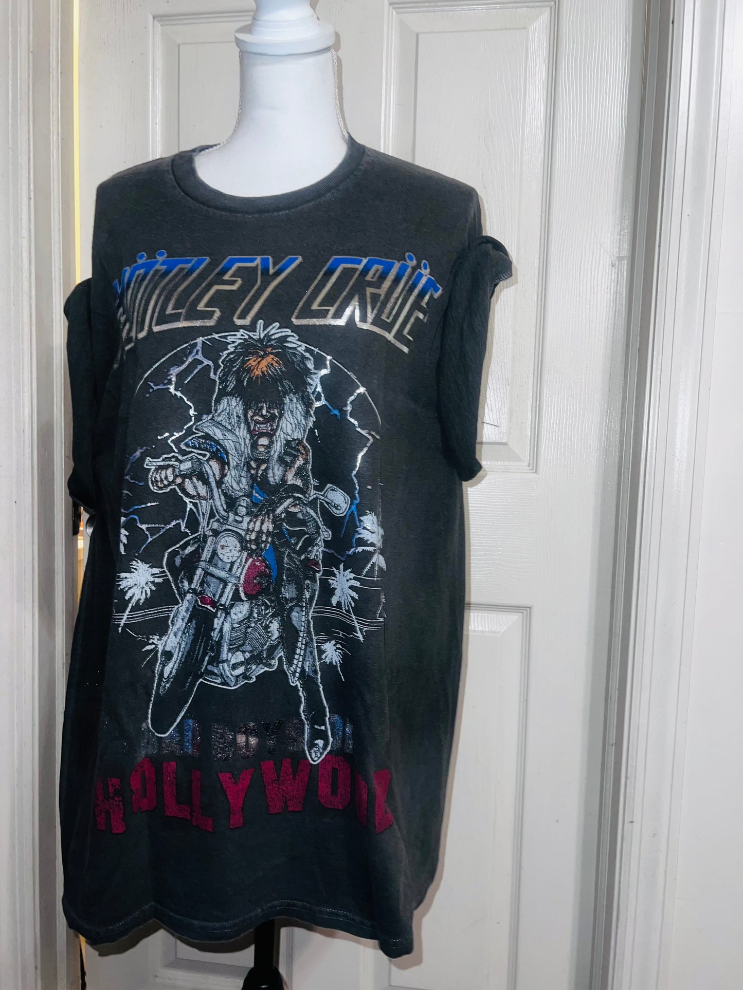 Motley Crue Oversized Distressed Tee