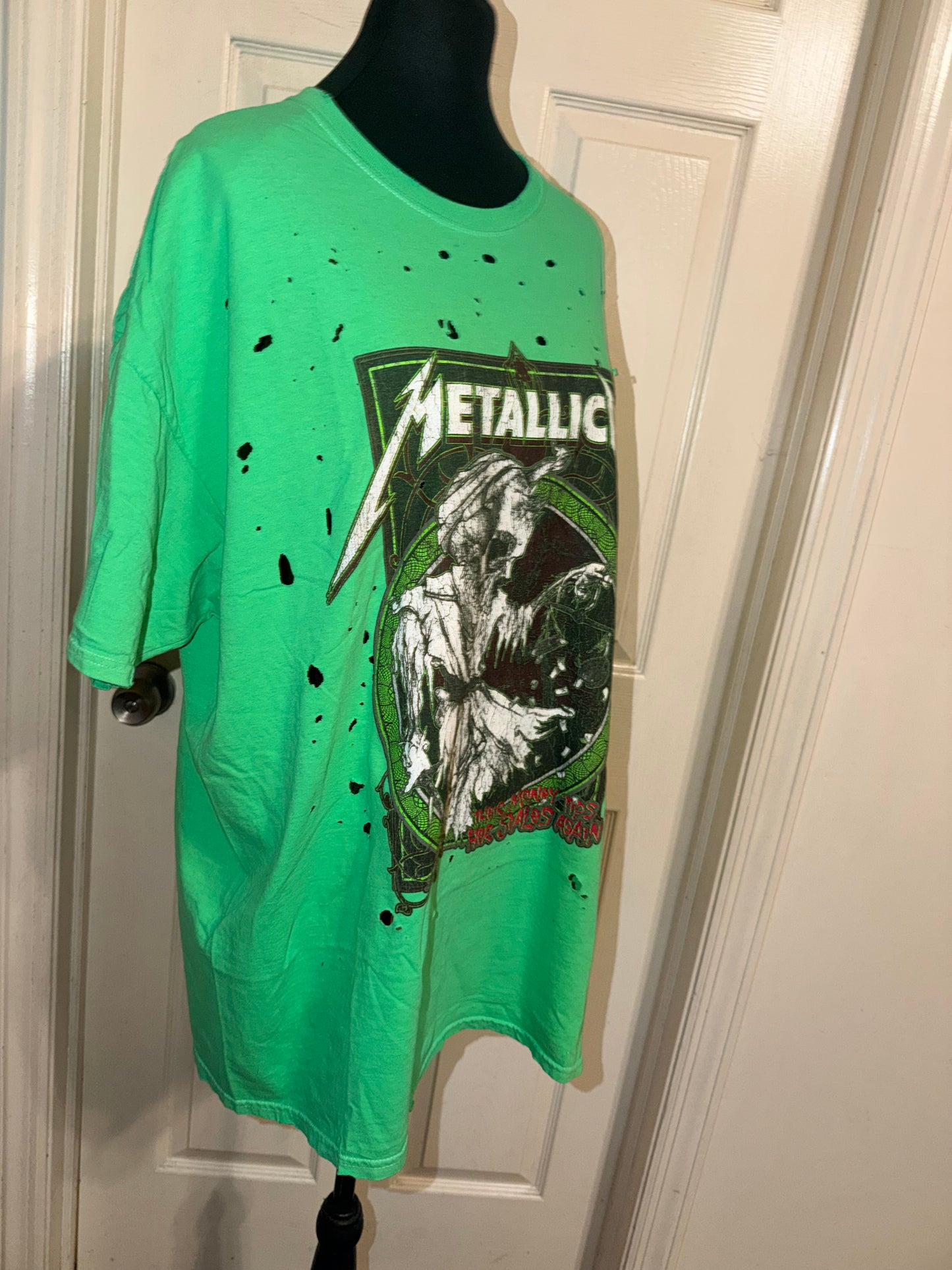 Metallica Oversized Distressed Tee