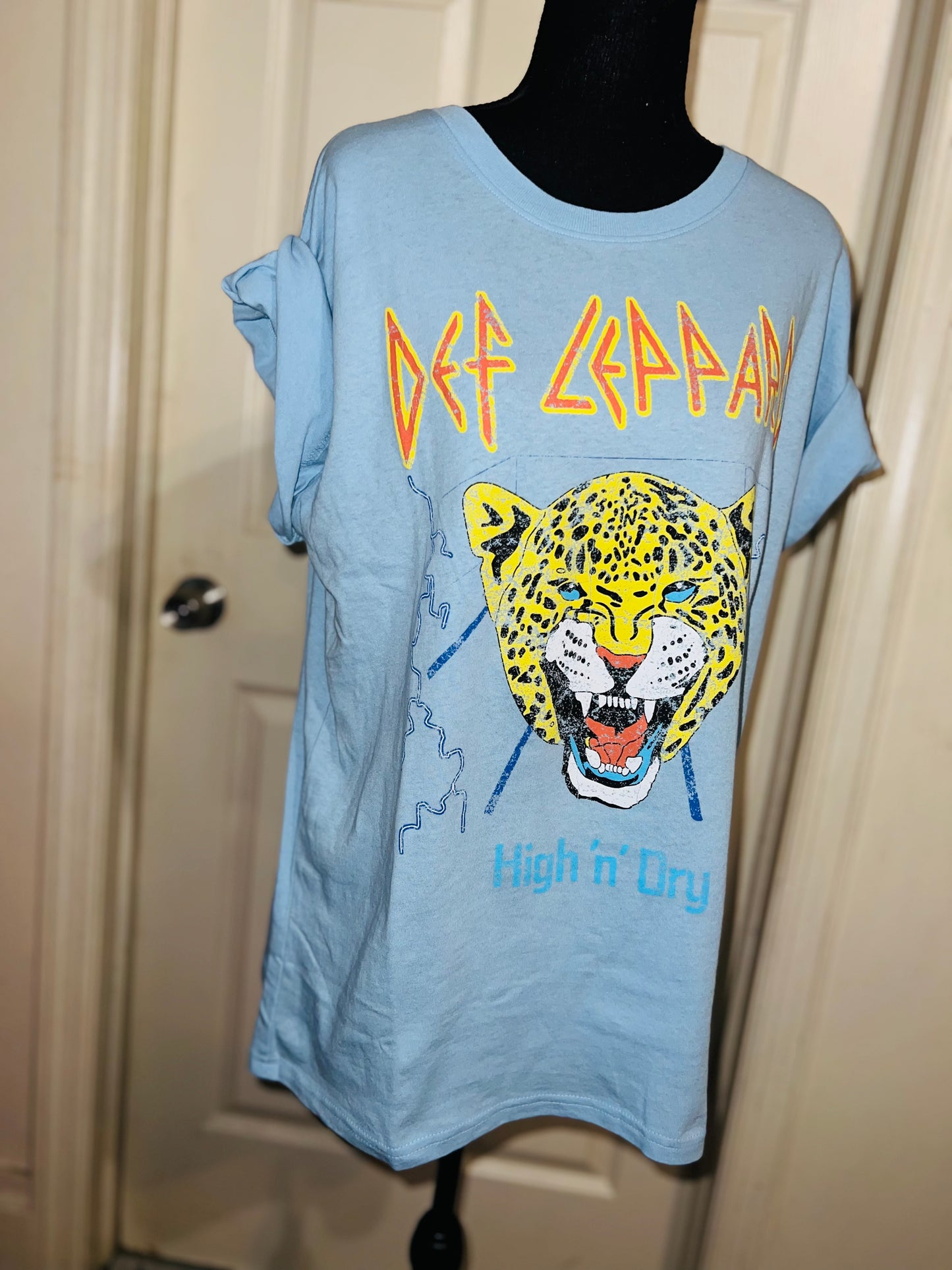 Def Leppard Oversized Distressed Tee