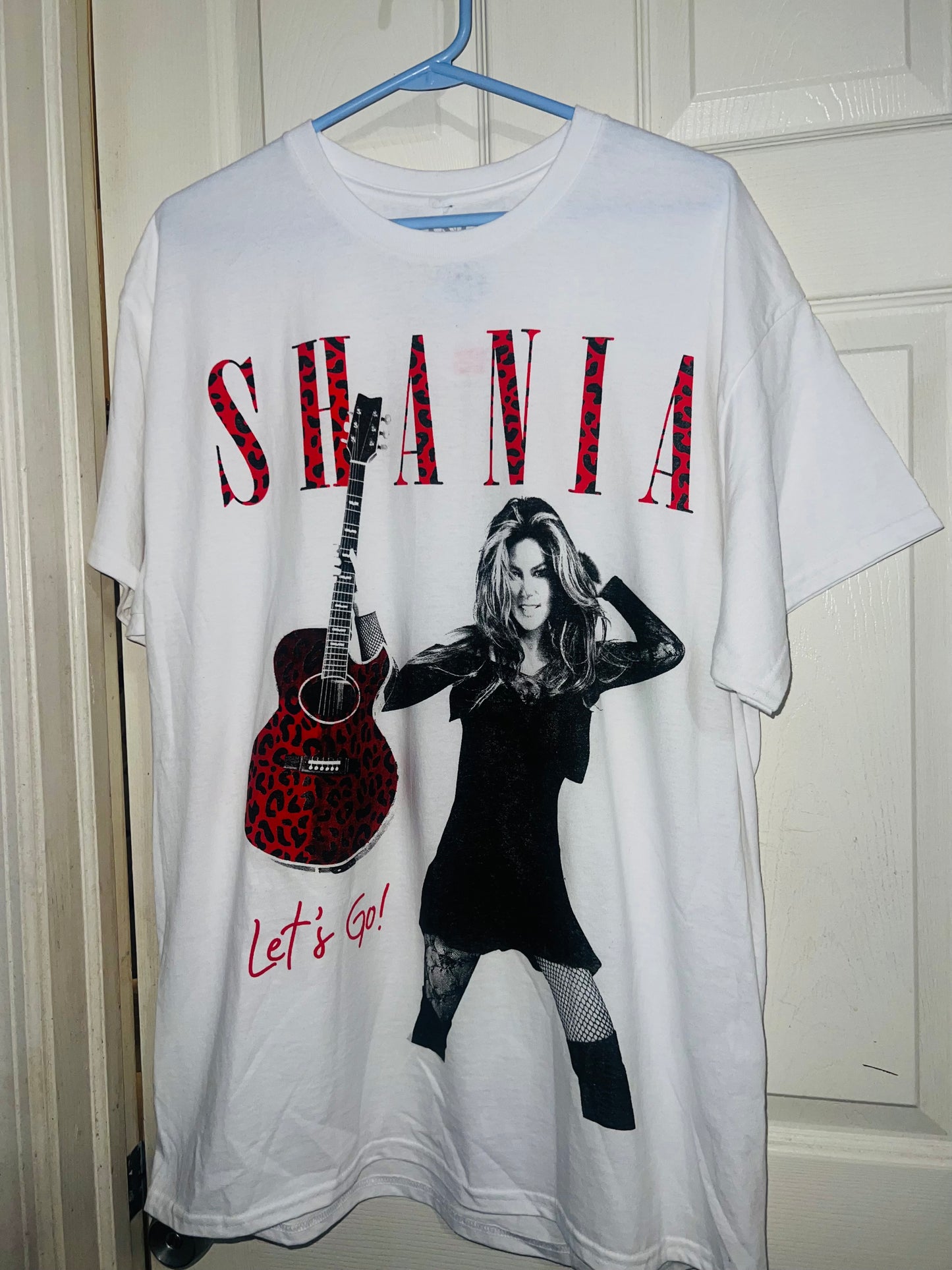 Shania Twain Oversized Distressed Tee