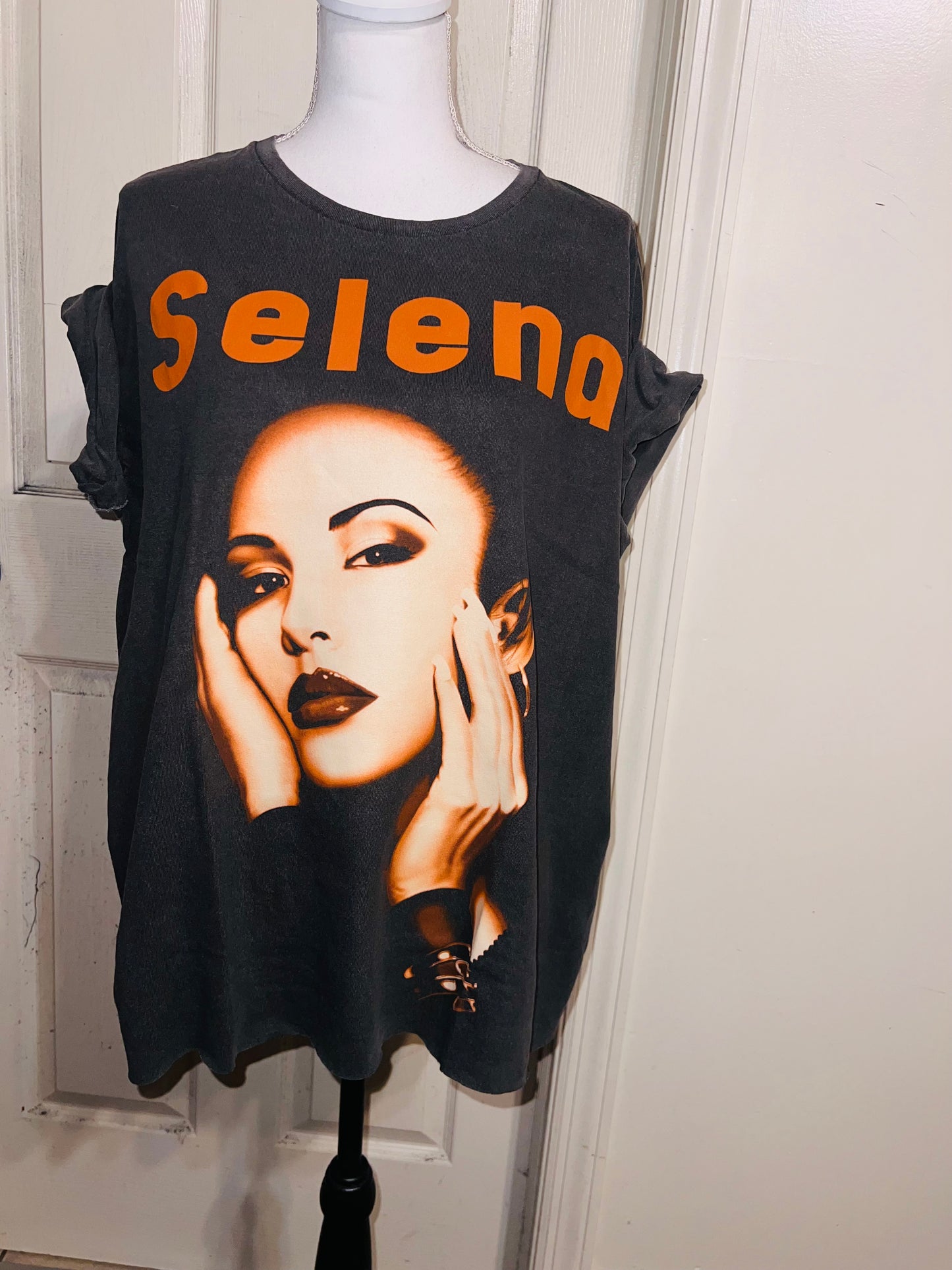 Selena Oversized Distressed Tee