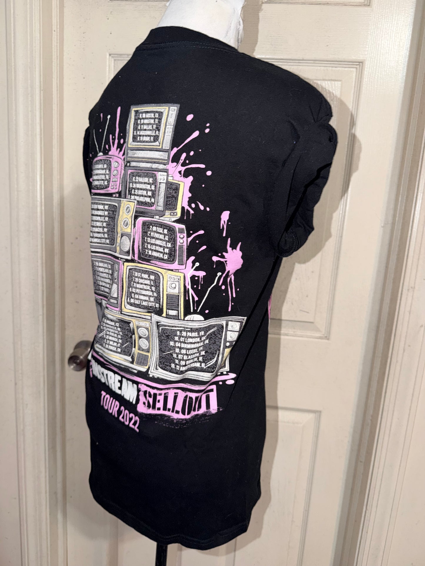 Machine Gun Kelly ft. Avril Lavigne Double Sided Oversized Distressed Tee