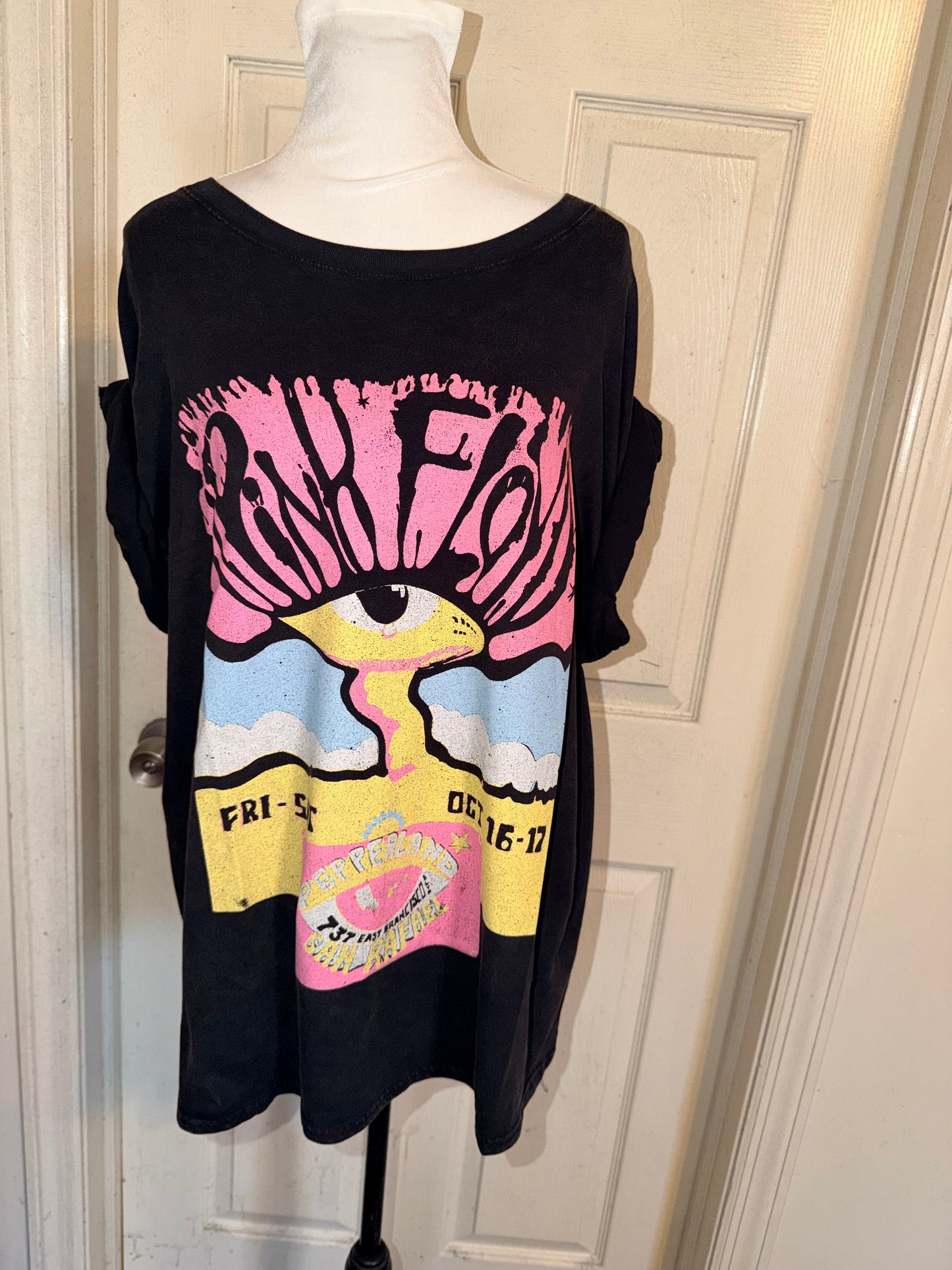 Pink Floyd Oversized Distressed Tee