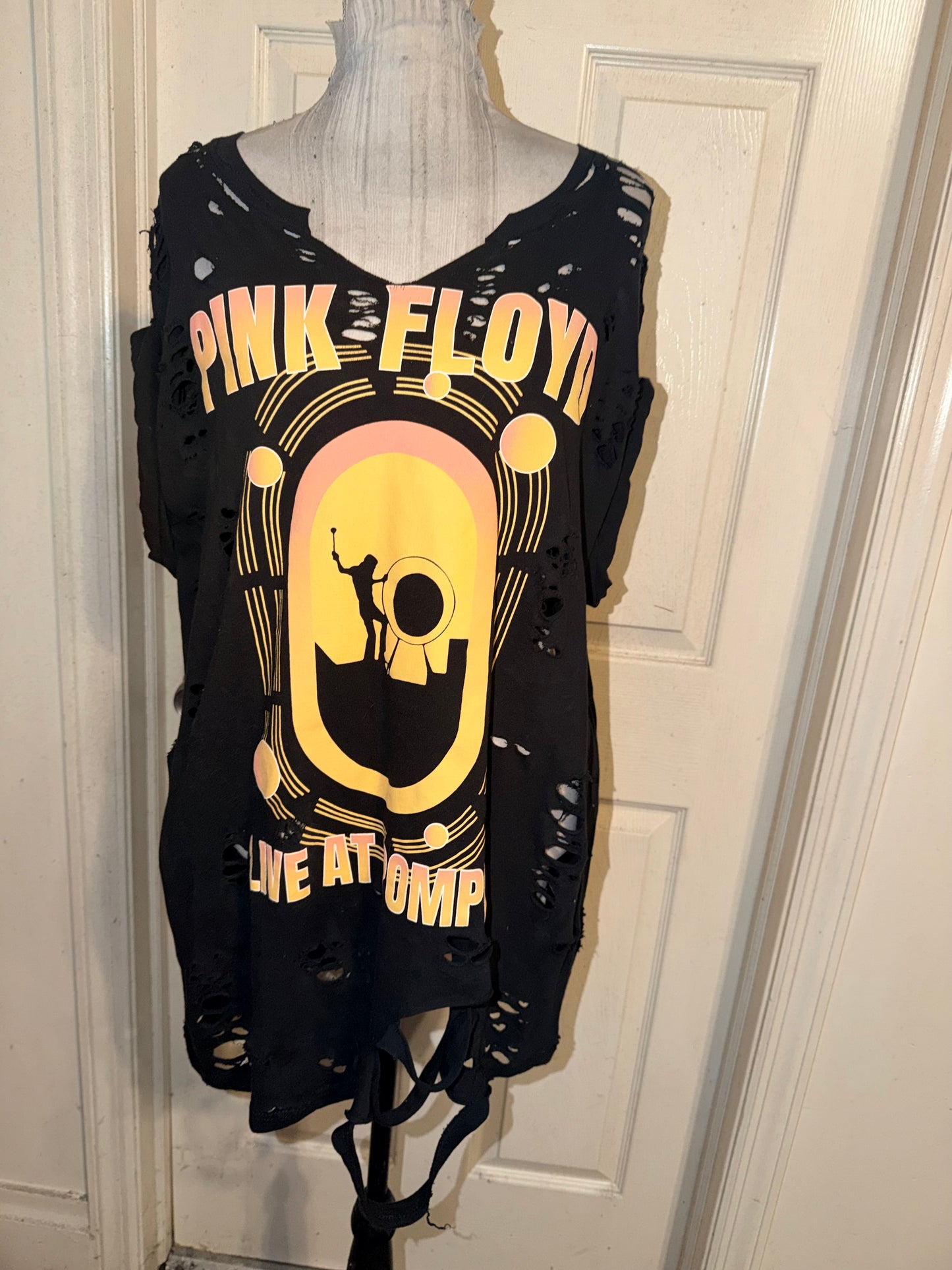 Pink Floyd Oversized Distressed Tee (as is)