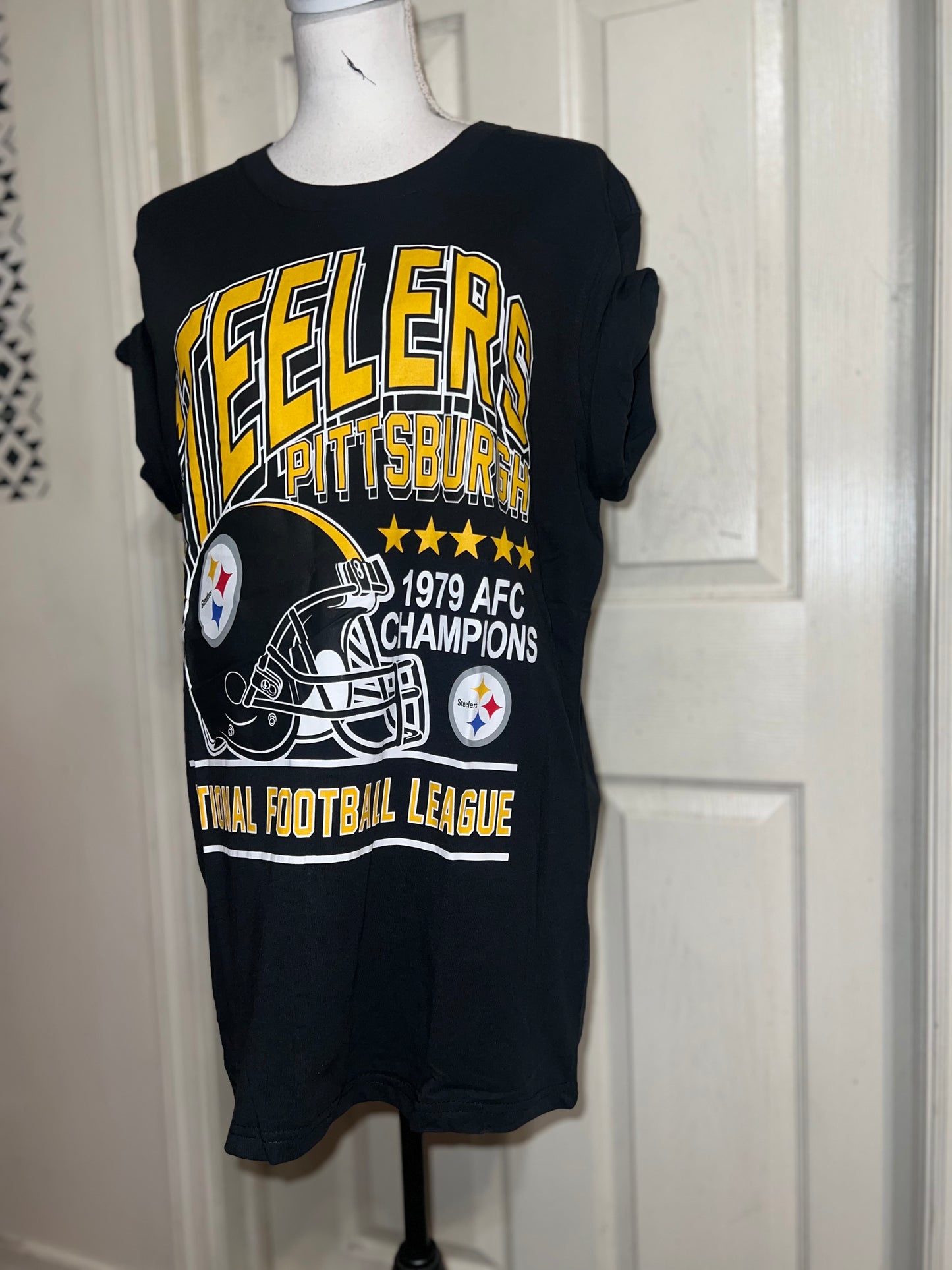 Pittsburgh Steelers Oversized Distressed Tee