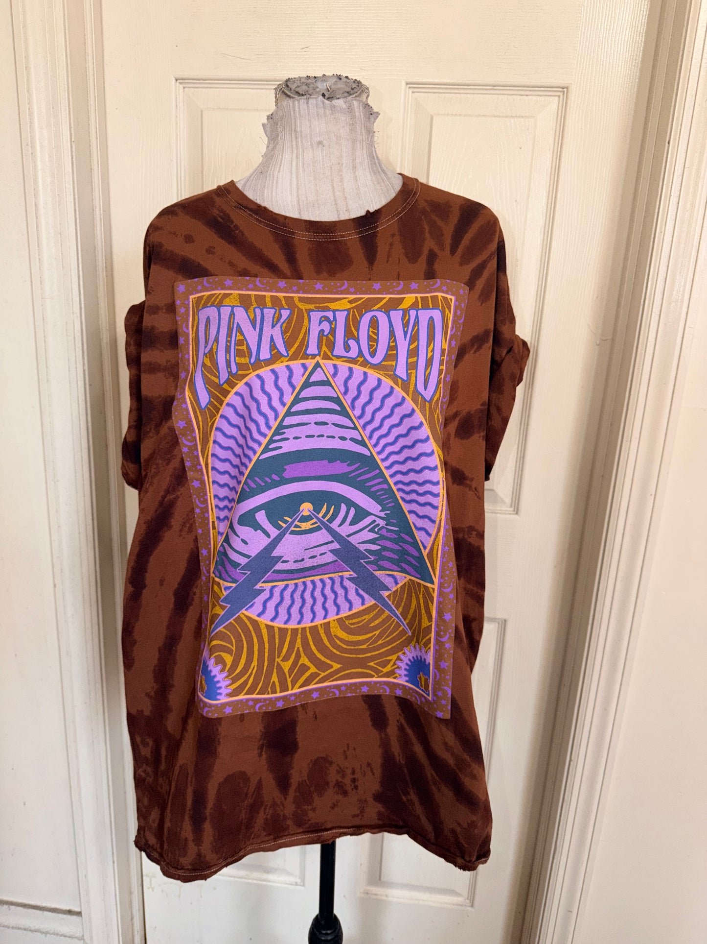 Pink Floyd Oversized Distressed Tee