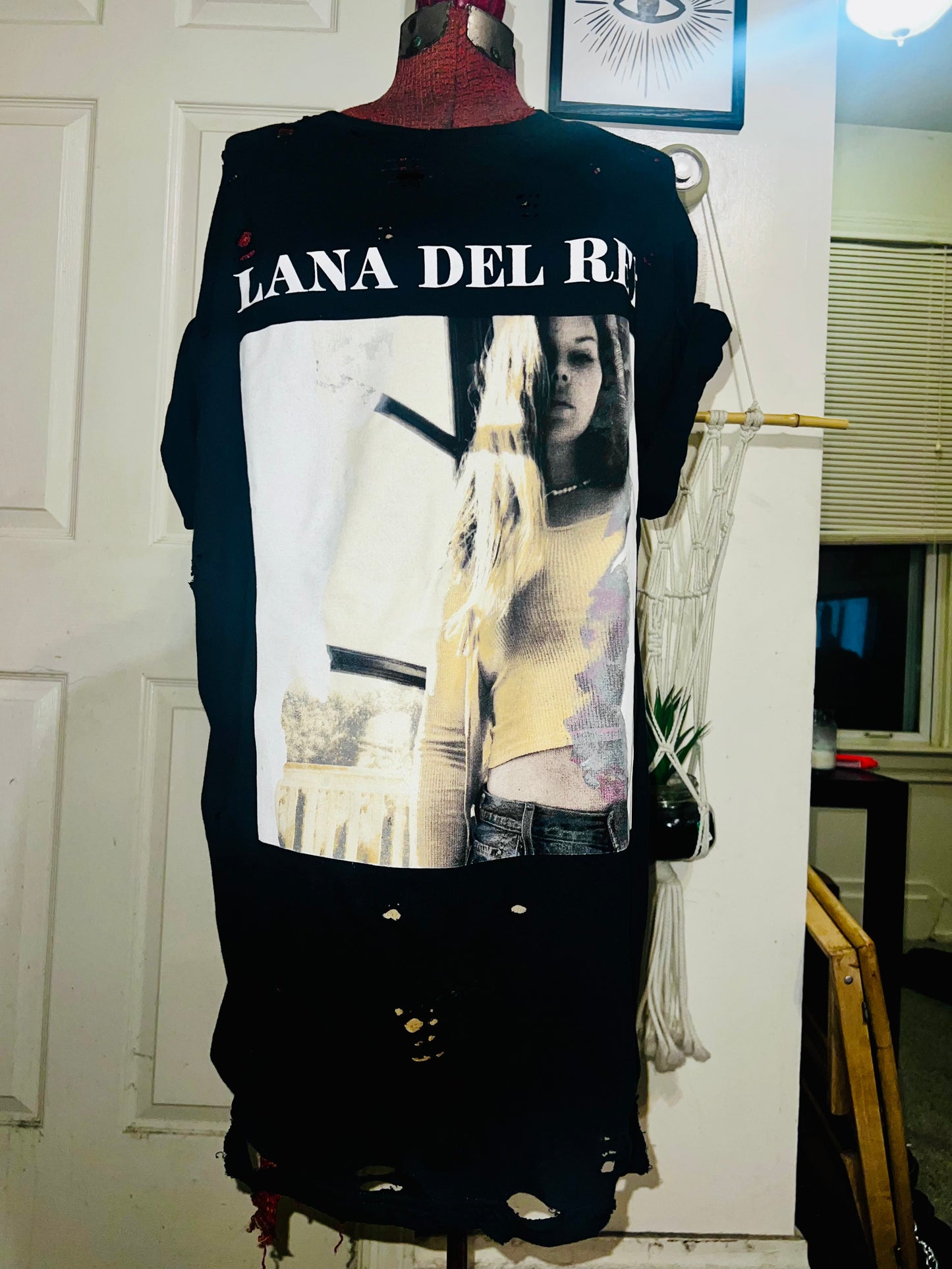 Lana Del Rey Oversized Distressed Tee