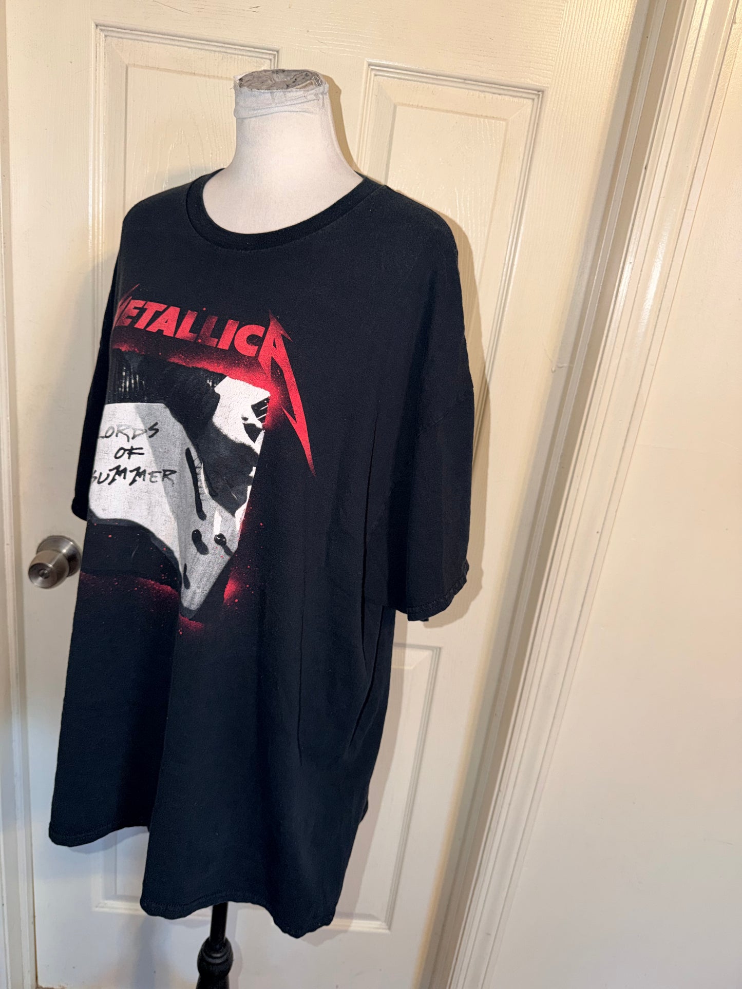 Metallica Oversized Distressed Tee