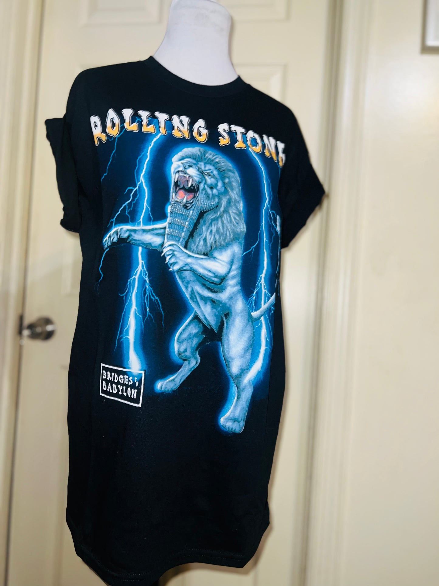 The Rolling Stones Bridges to Babylon Oversized Distressed Tee