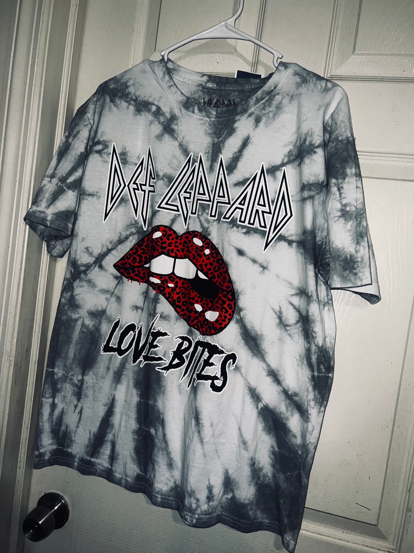 Def Leppard Love Bites Oversized Tee