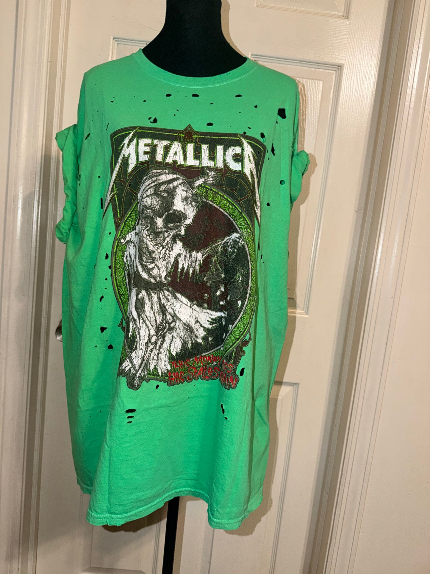 Metallica Oversized Distressed Tee