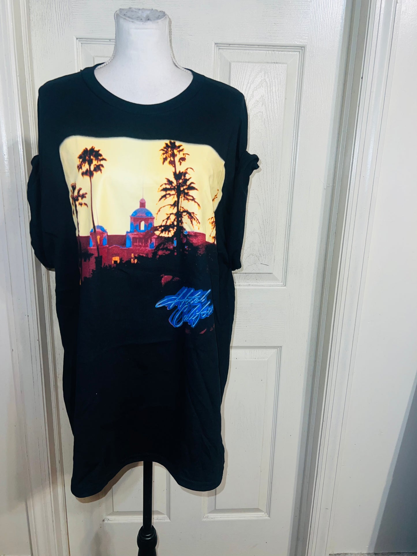 The Eagles Oversized Distressed Tee