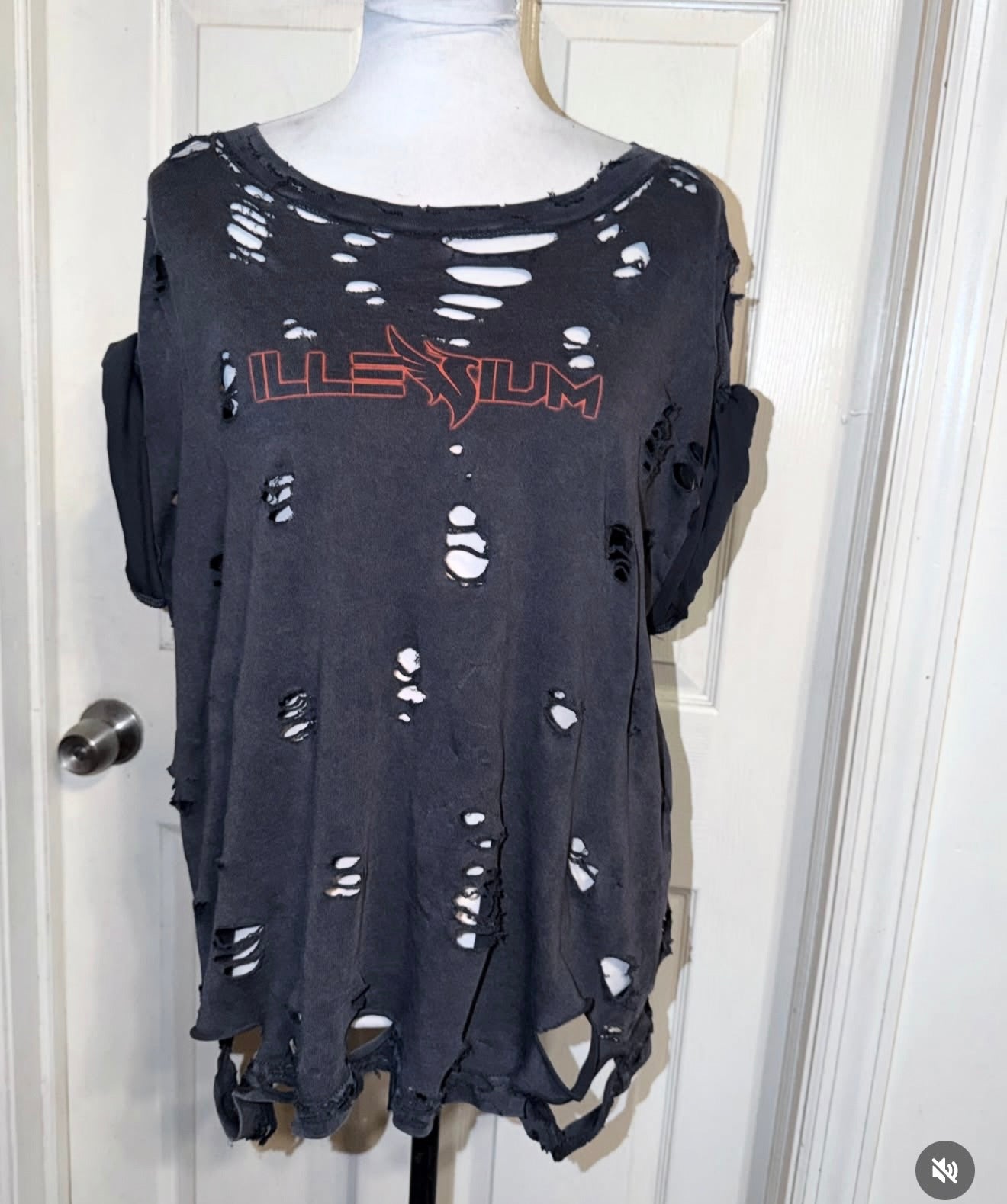 Illeium Double Sided Oversized Tee